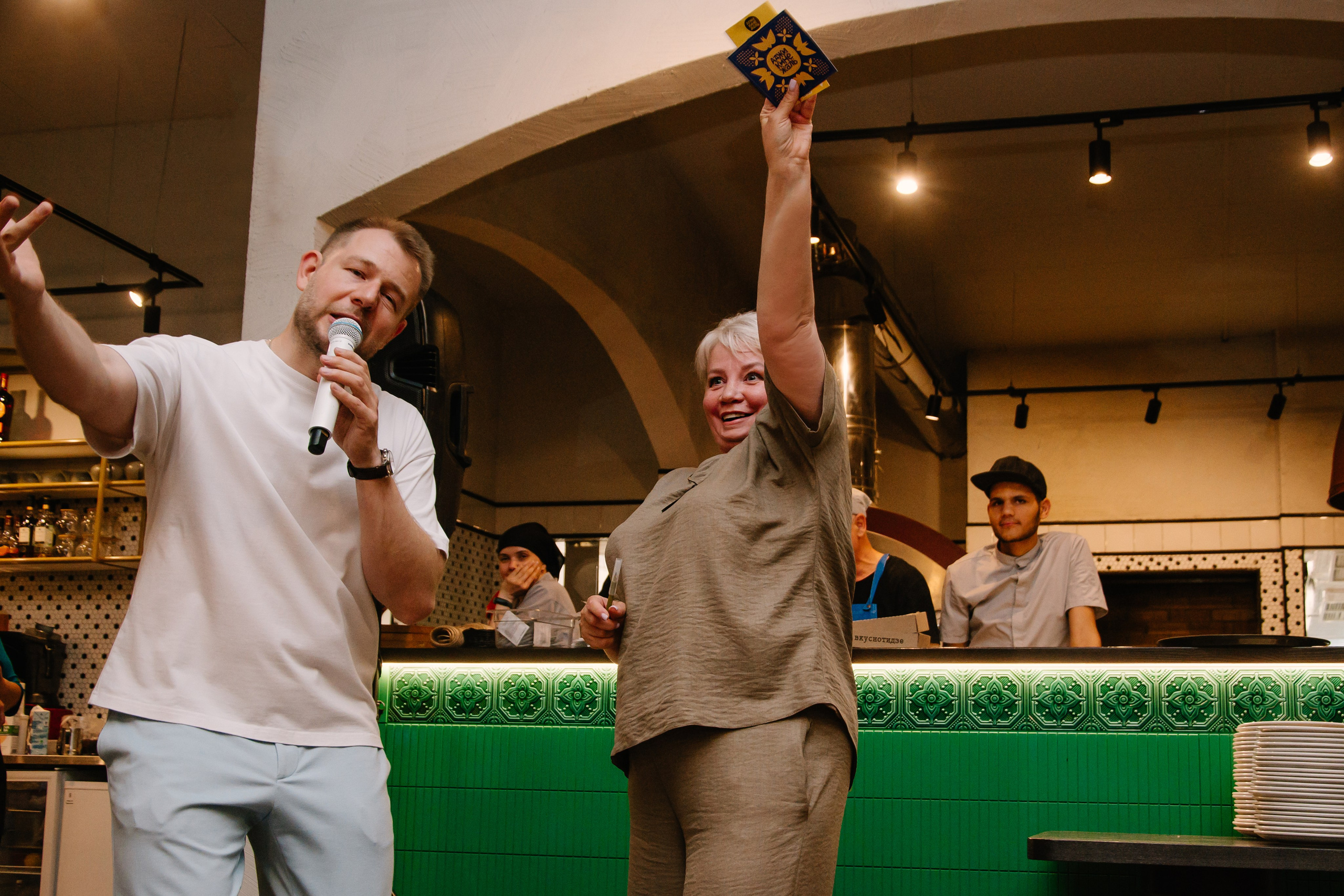 1 год ресторану Аджикинежаль. Фотограф в Челябинске Любовь Денисенко