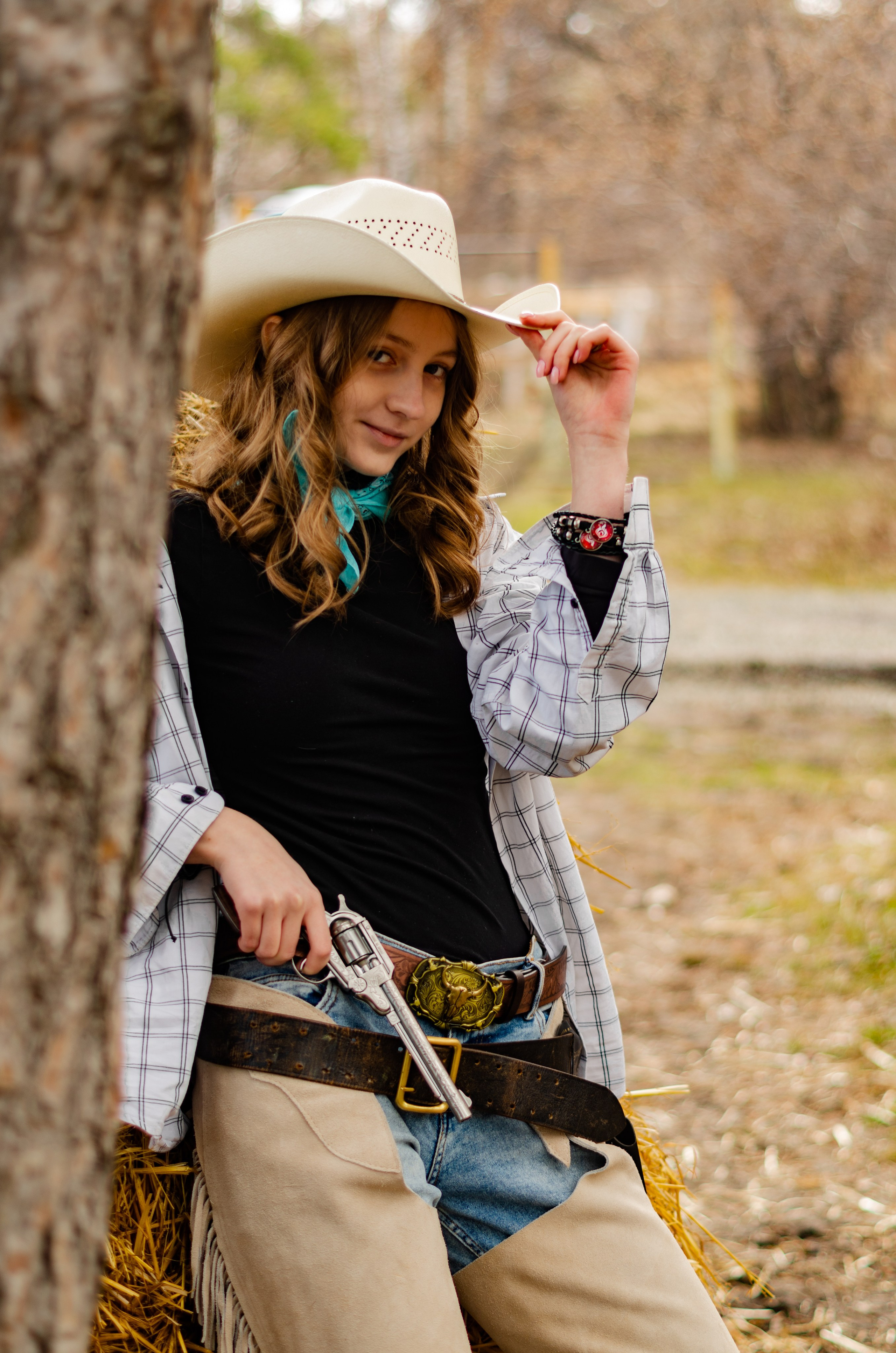 Ковбойская девчонка. Фотограф Марина Доглядная Челябинск фотосессии с лошадьми, мотоциклами