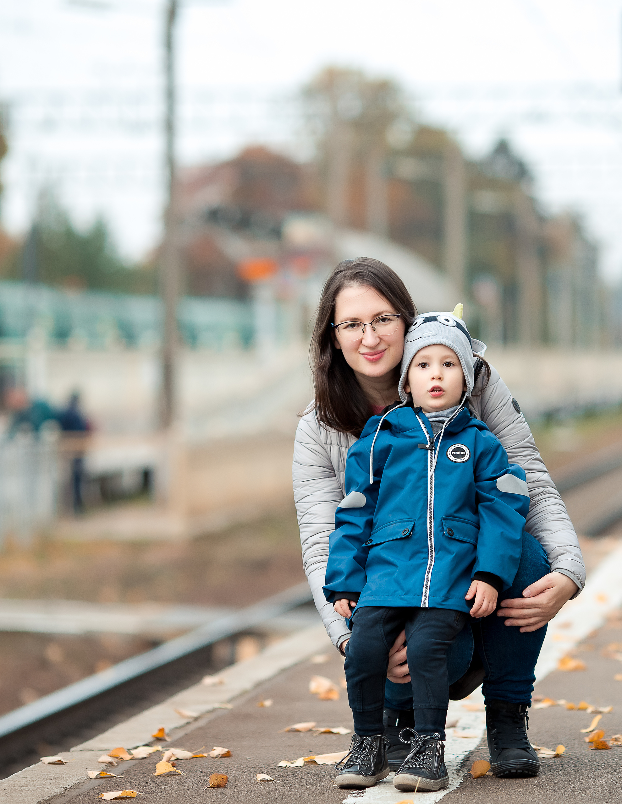 Семейная фотосессия на ЖД станции. Ирина Носова - семейный и детский фотограф