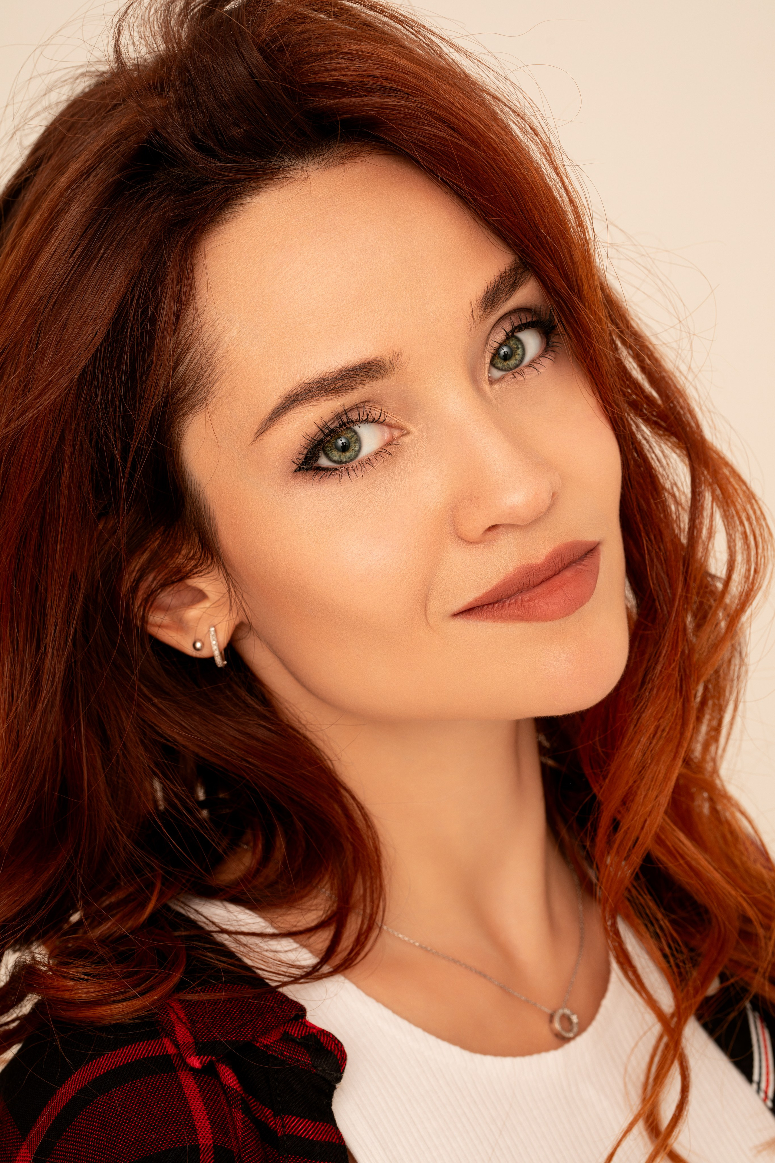 Студийный фотосет с Еленой в интерьере и на циклораме в формате для «себя»