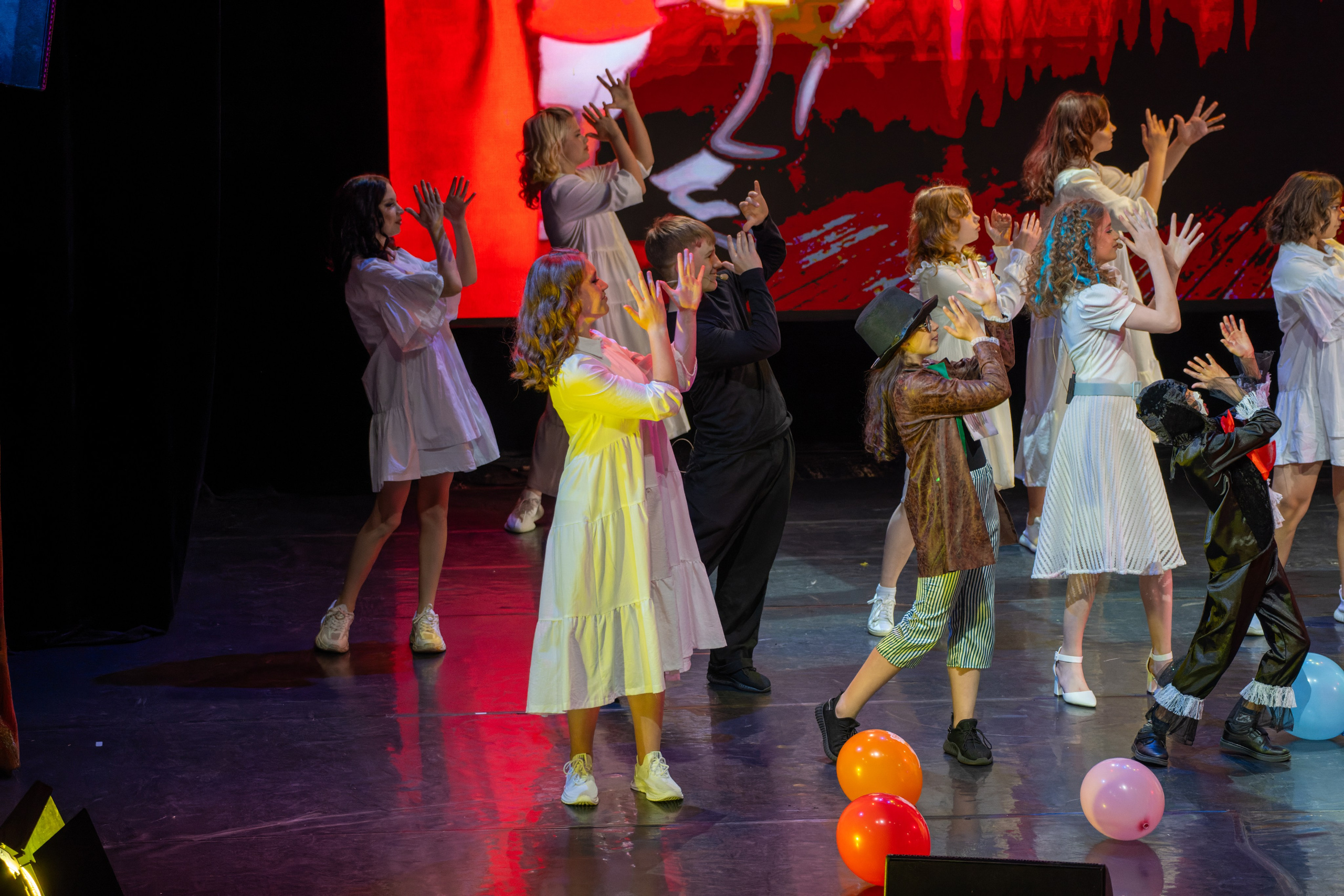 Съёмка благотворительного спектакля «Новая история деревянного мальчика». «Студия DRONAVT`s» — видеосъёмка и фотография г. Москва