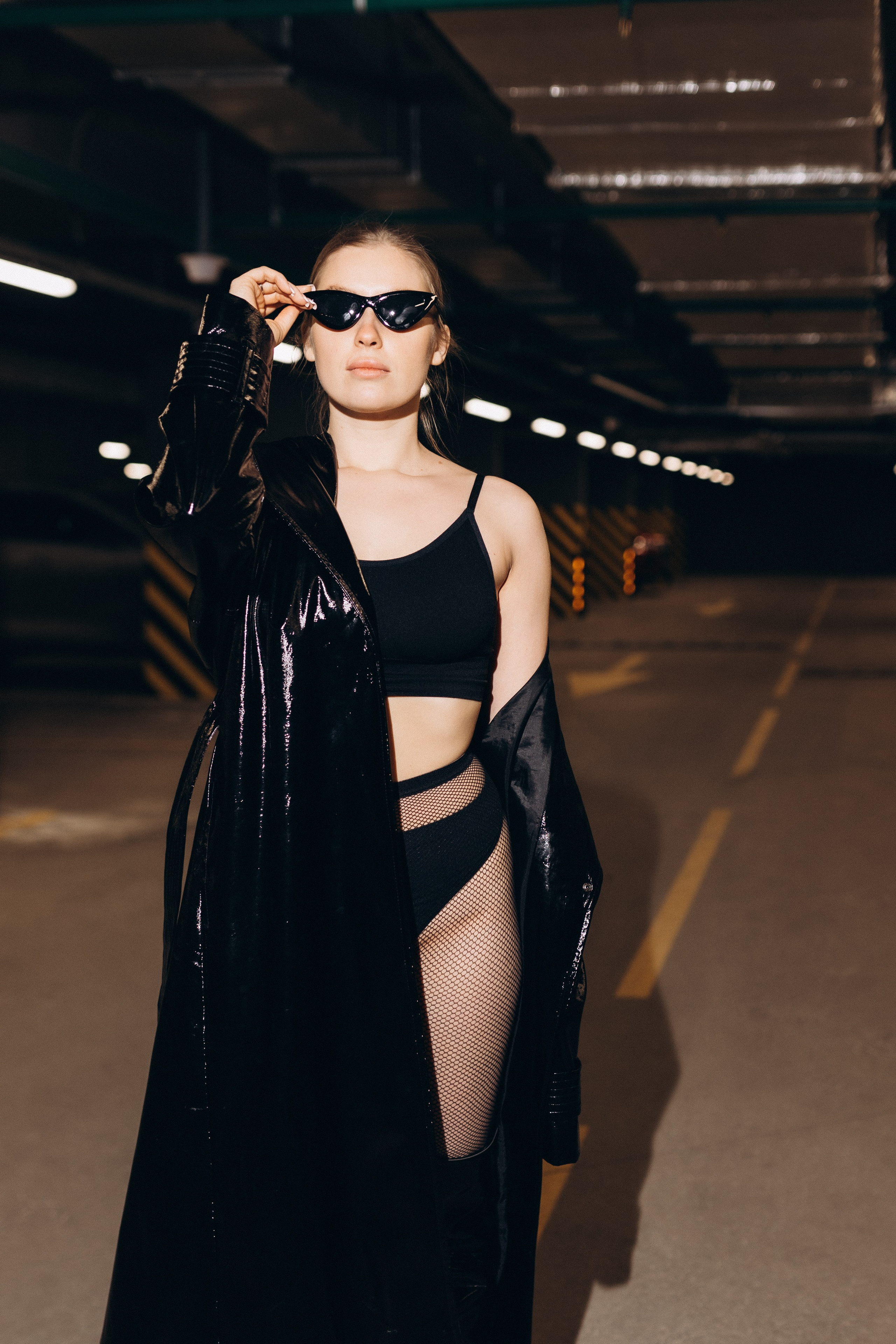 Наташа и парковка. Фотограф Артем Бросов в Санкт-Петербурге и Дубае