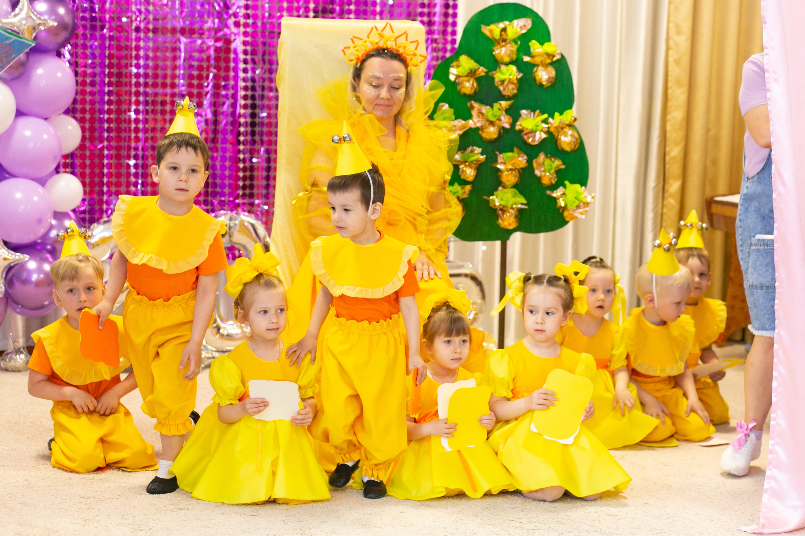 Выпускные и Утренники. Фотограф новорожденных и семейный фотограф НСО г. Бердск Марина Львова