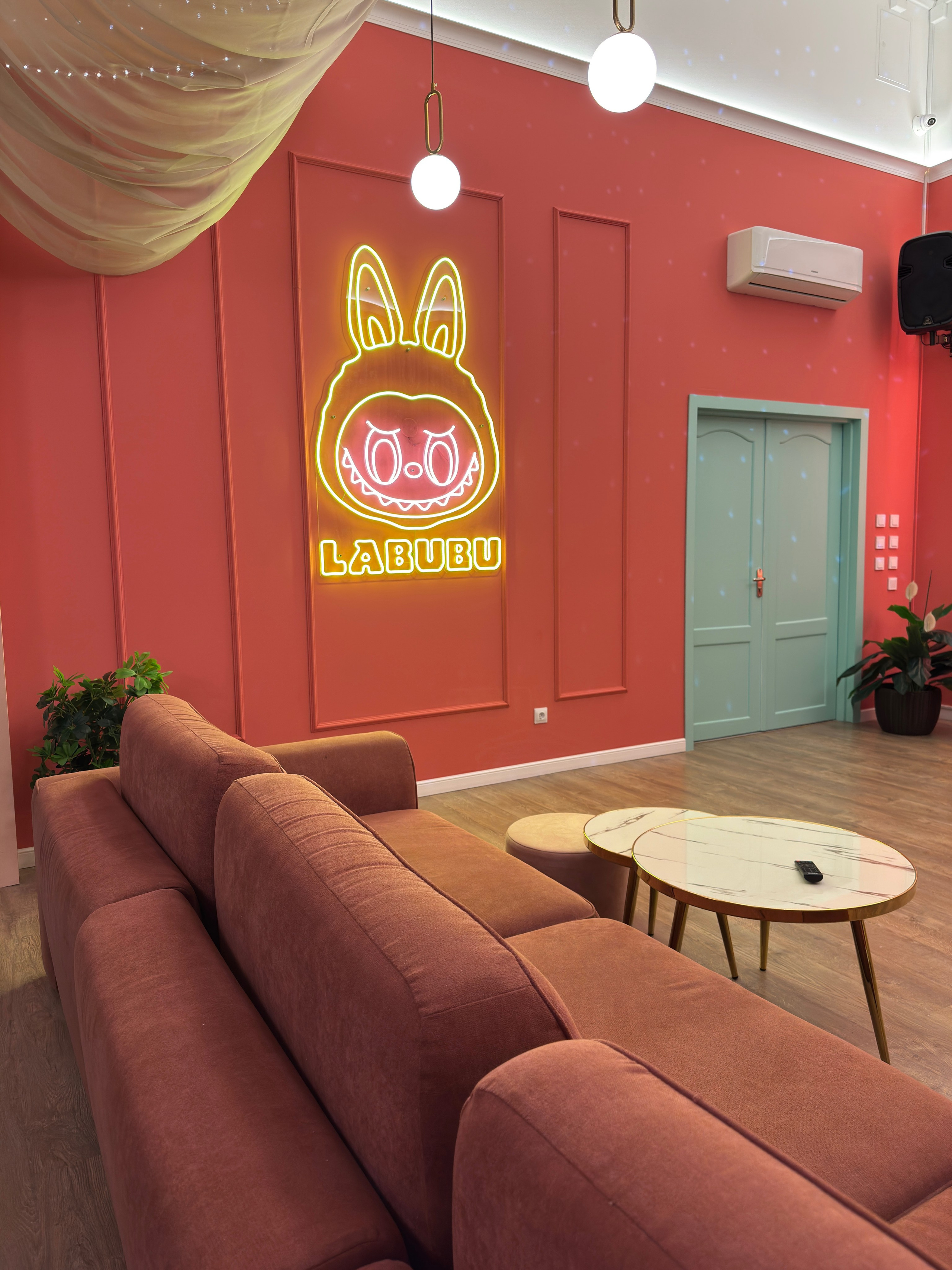 Лабубу. Аренда лофта в СПб для мероприятий