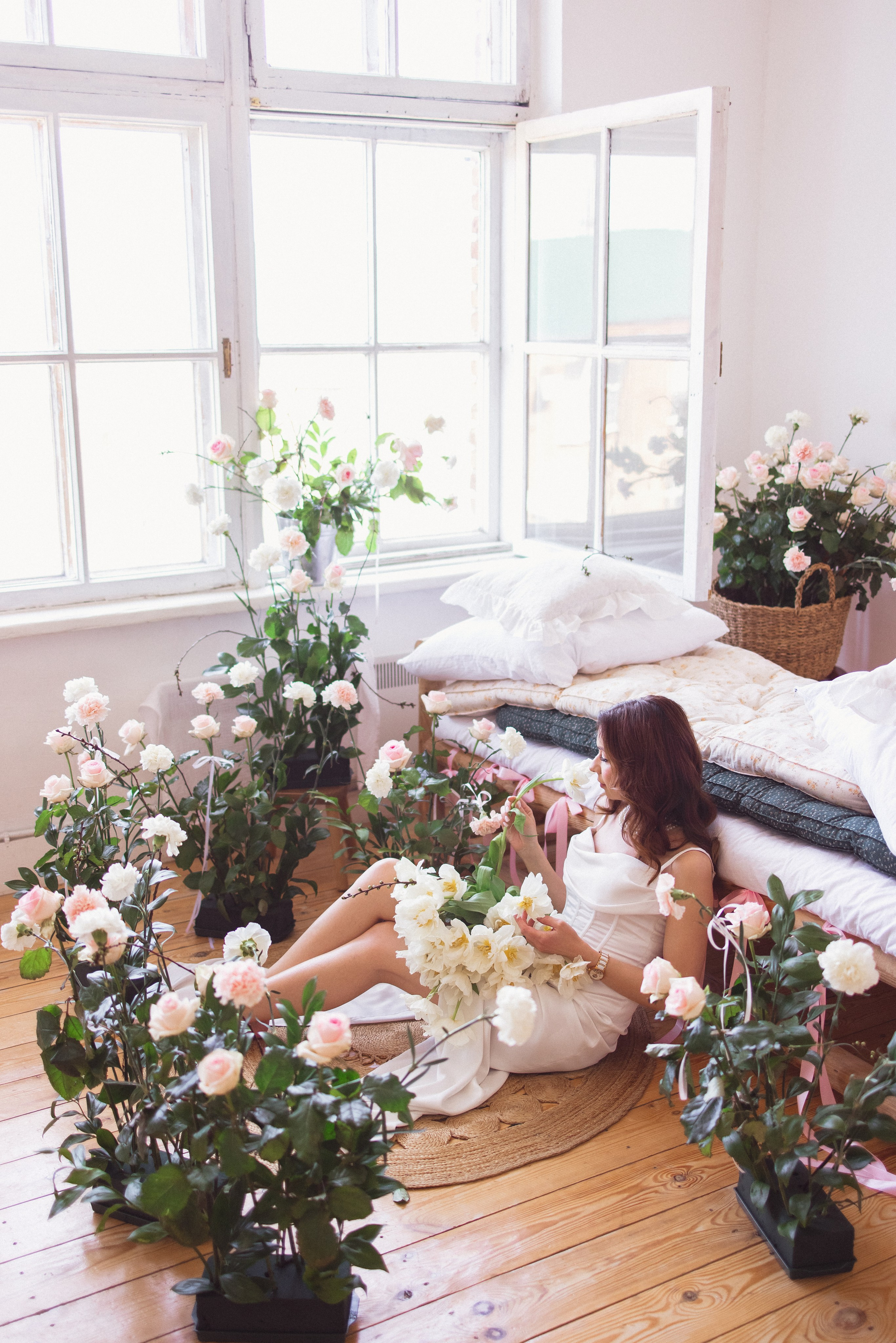 Фотосессия с живыми цветами в фотостудии г. Краснодар. Семейный и детский фотограф в Краснодаре Анна Трашкова