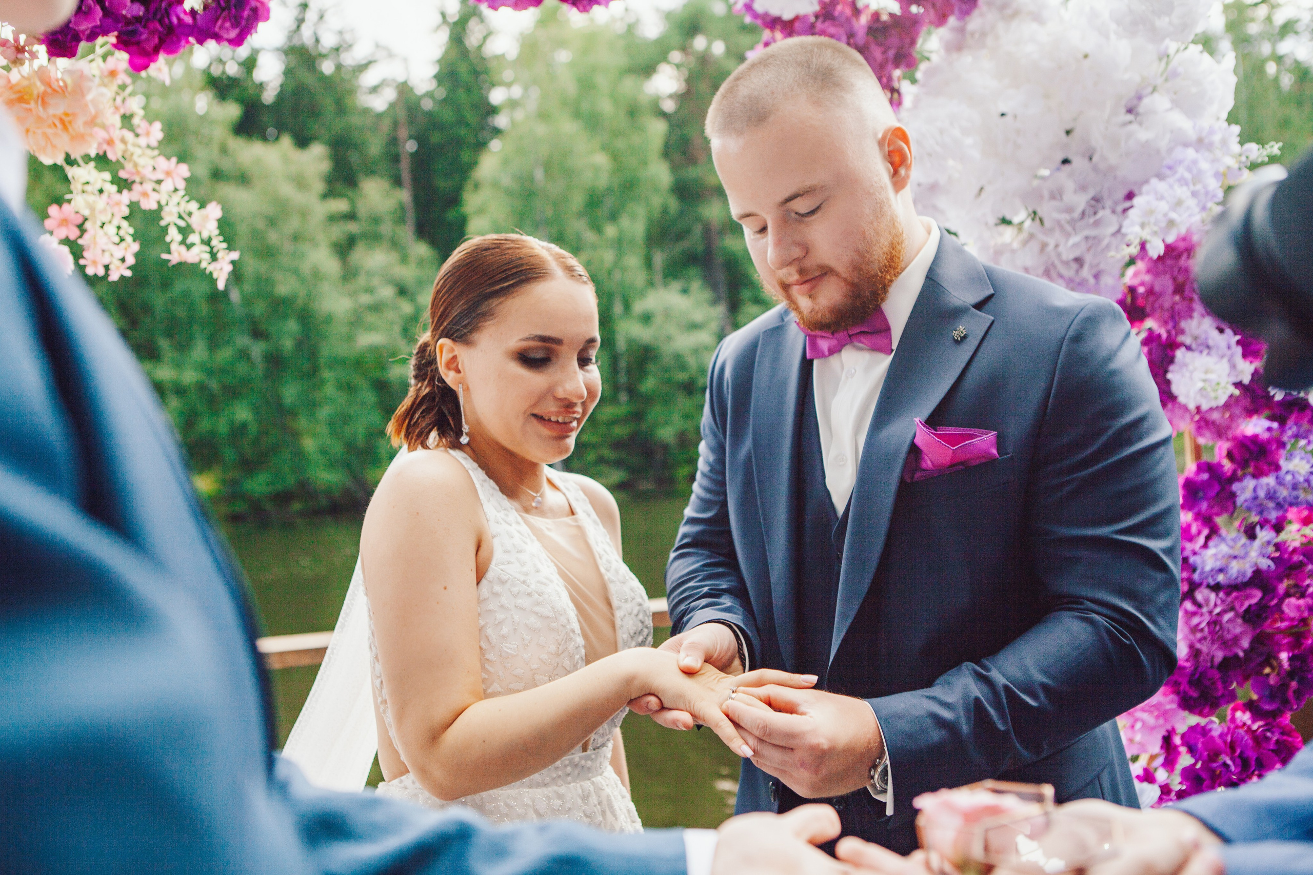 Свадебная фотосессия в отеле hartwell hotel и на патриарших прудах. Фотограф Ольга Ефремова