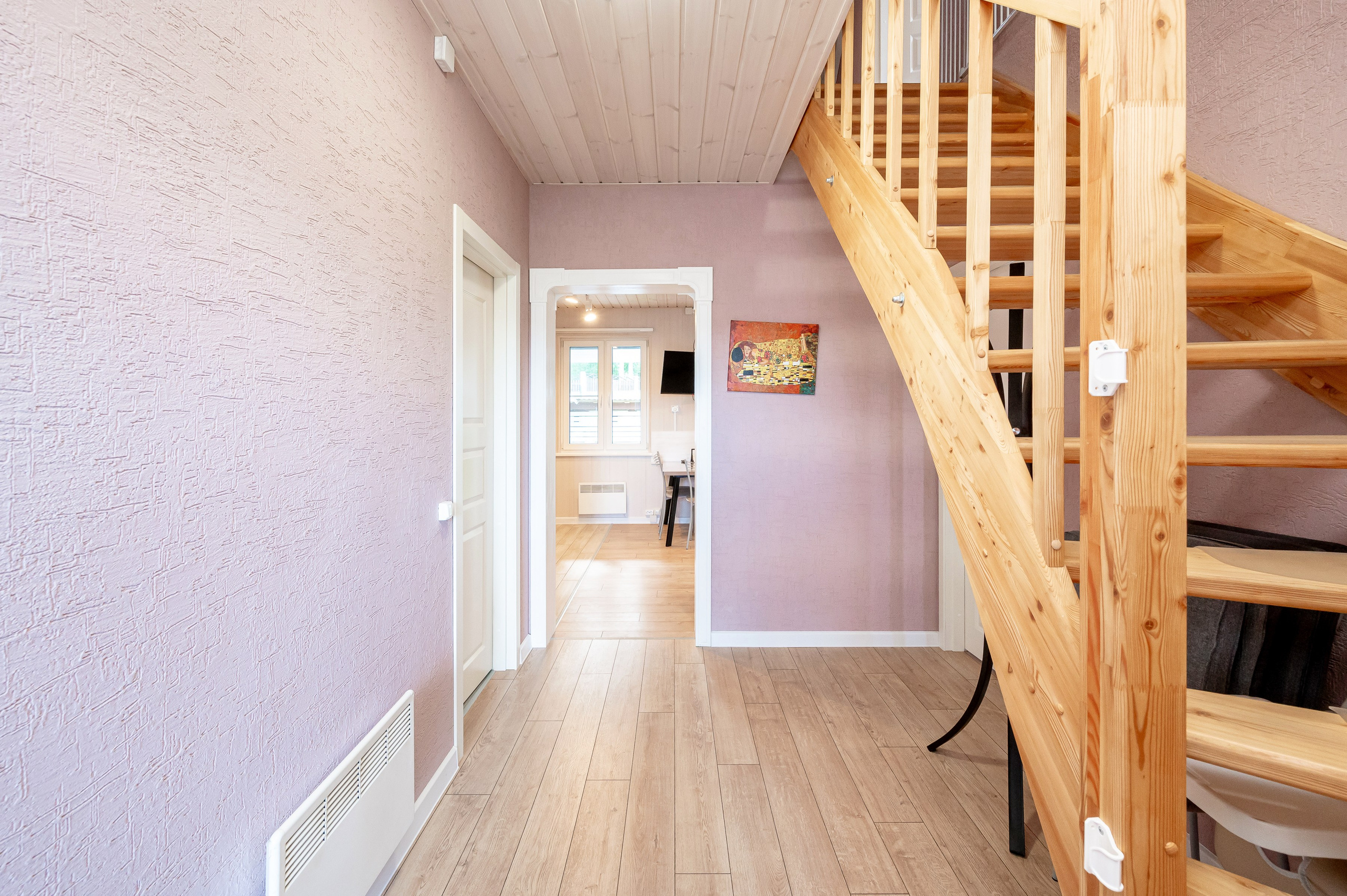 Поселок Озеро Лунное. Интерьерный фотограф. Фото- видеосъемка недвижимости Санкт-Петербург