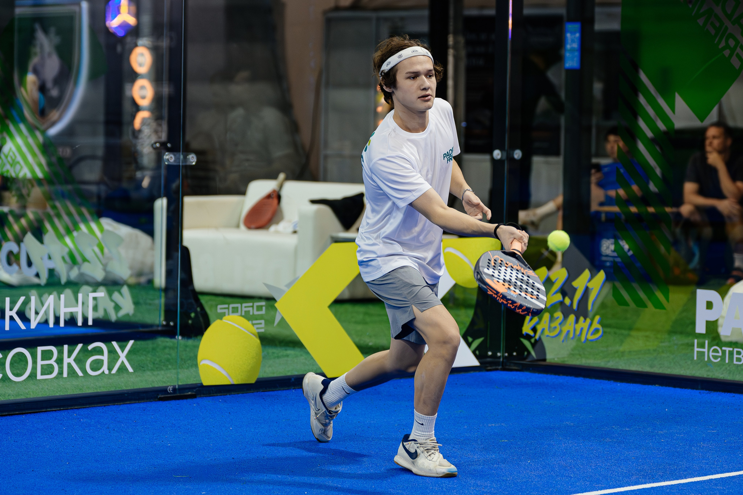 Падел Казань. Коммерческий фотограф в Санкт-Петербурге Анна Кобзарь