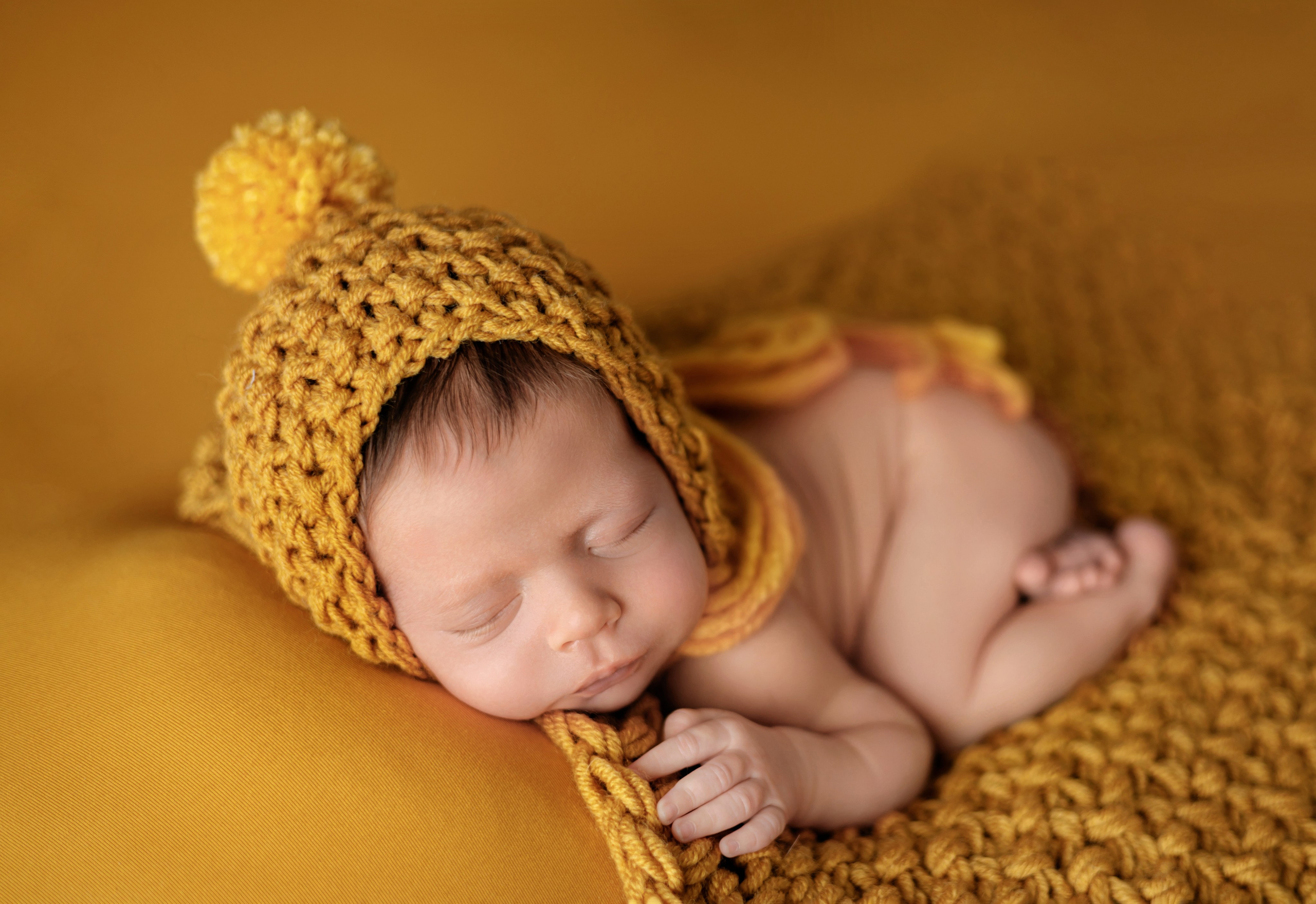 Умар. Евгения Горбунова фотограф новорожденных в Новом Уренгое