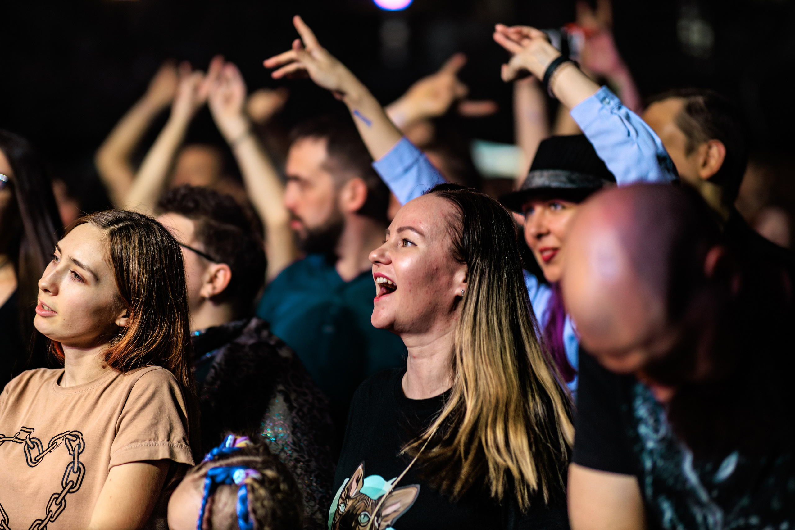 SARA. Репортажный фотограф Екатеринбург | Яркий, качественный репортаж | Концерты, клубы, репортаж, праздники, корпоративы