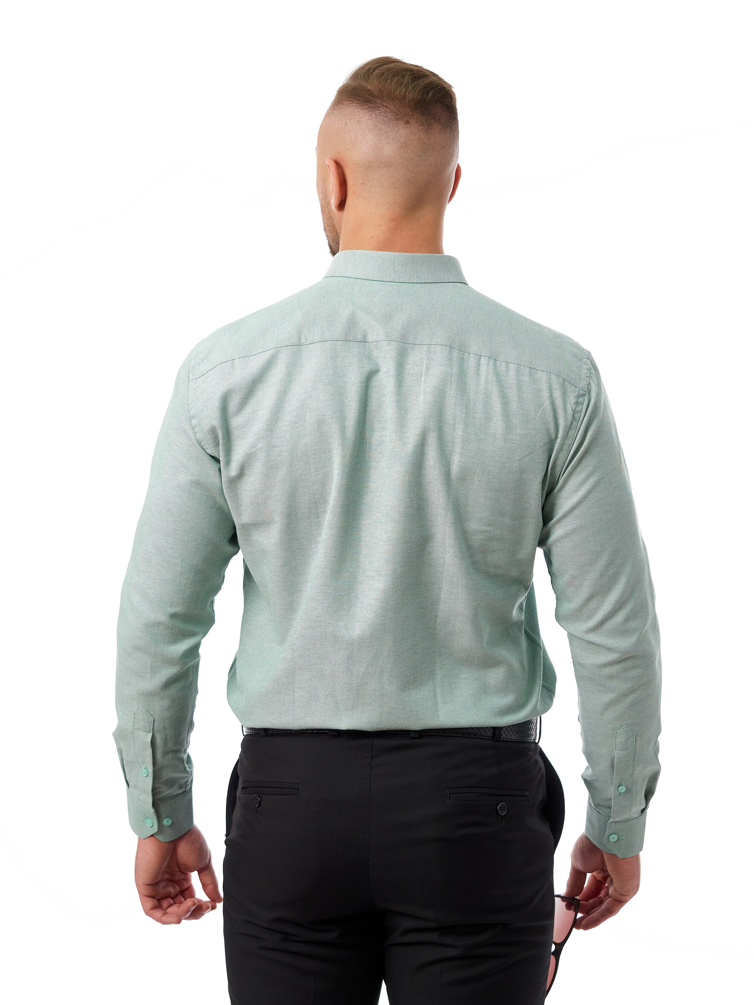 Классические рубашки. Каталожный предметный фотограф