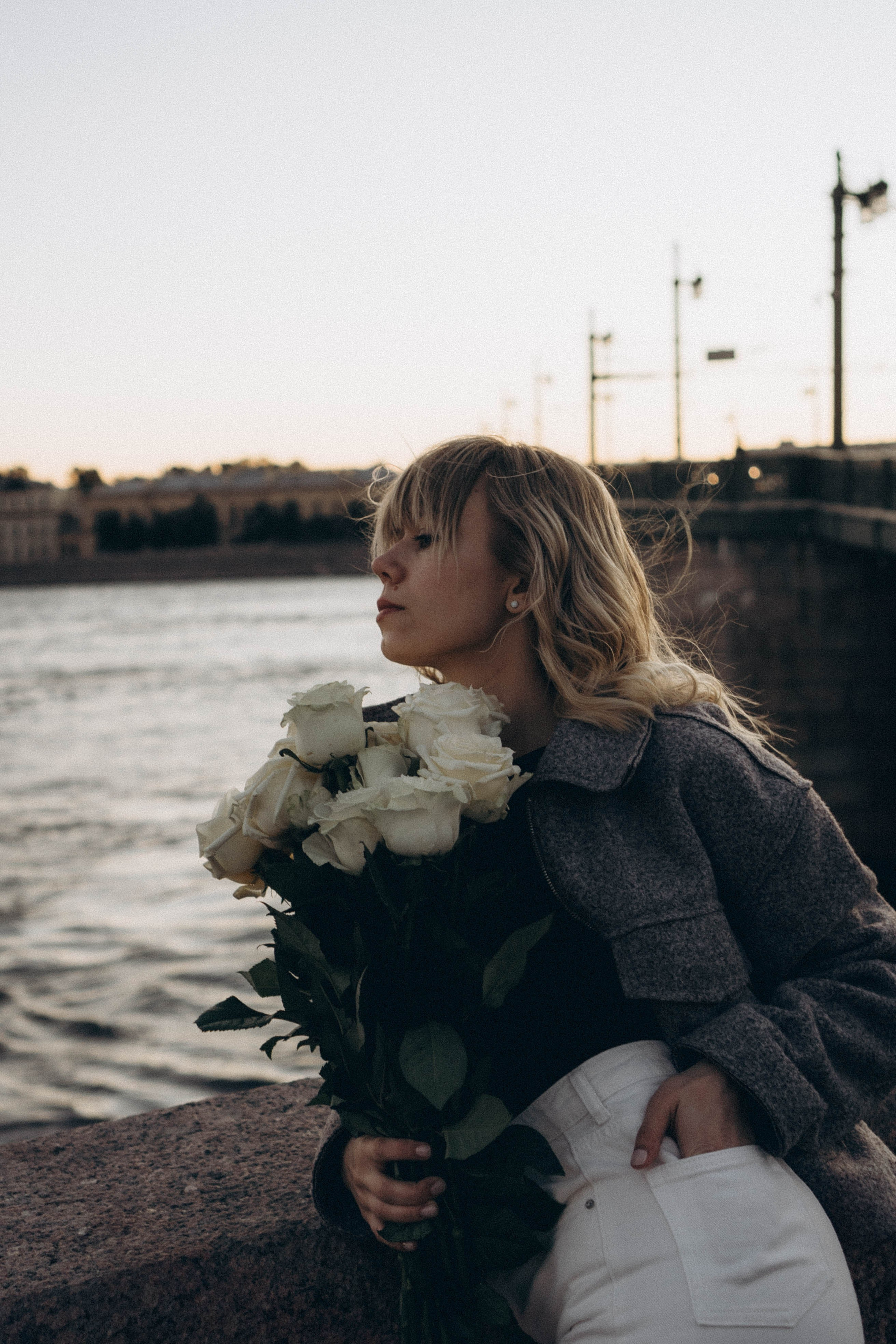 ПРОГУЛКА ПО ГОРОДУ В БЕЛЫЕ НОЧИ (другой вариант). Профессиональный фотограф, Санкт-Петербург — Виктория Богомолова