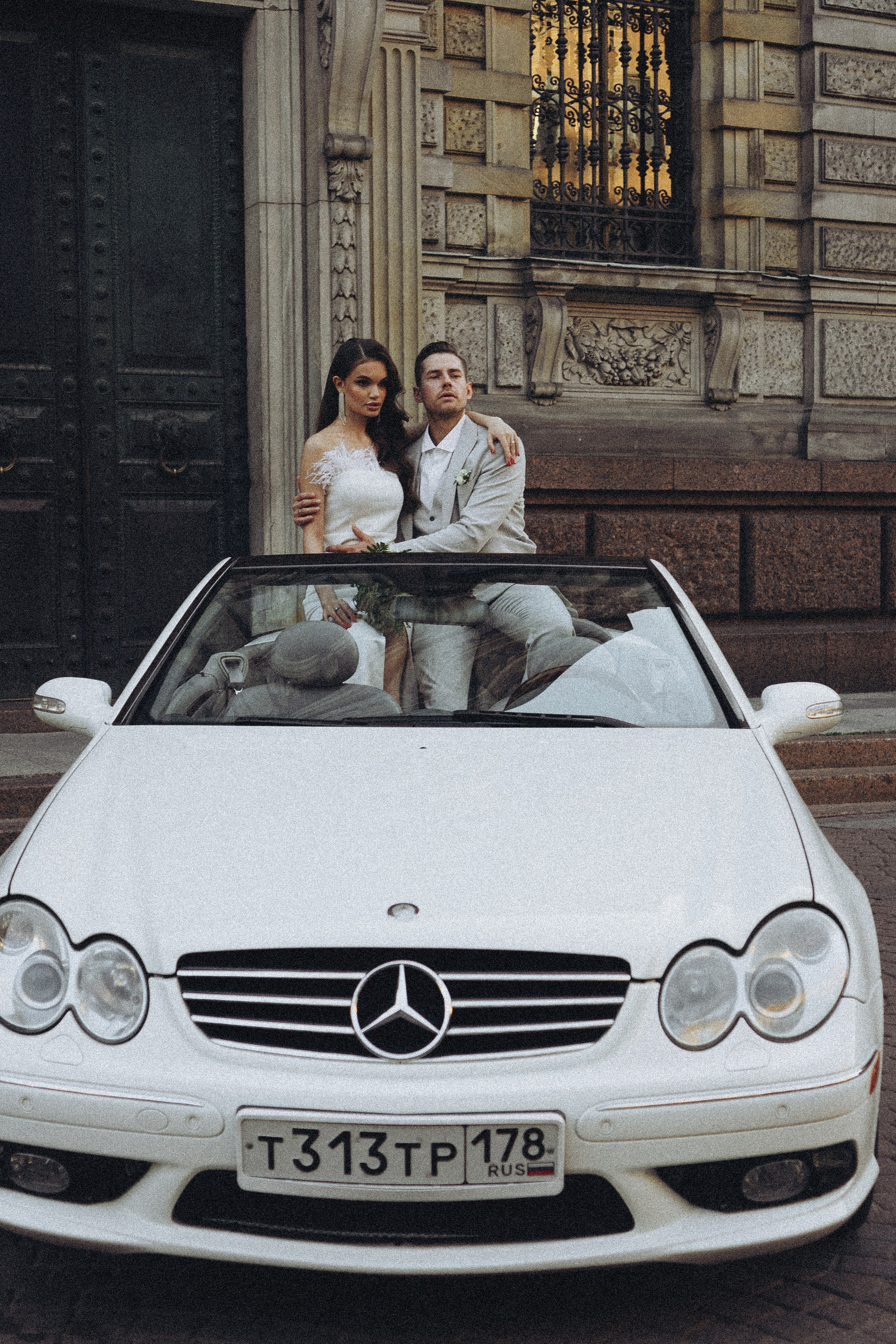 Свадебная сьемка у академии Штиглица. Профессиональный фотограф, Санкт-Петербург — Виктория Богомолова