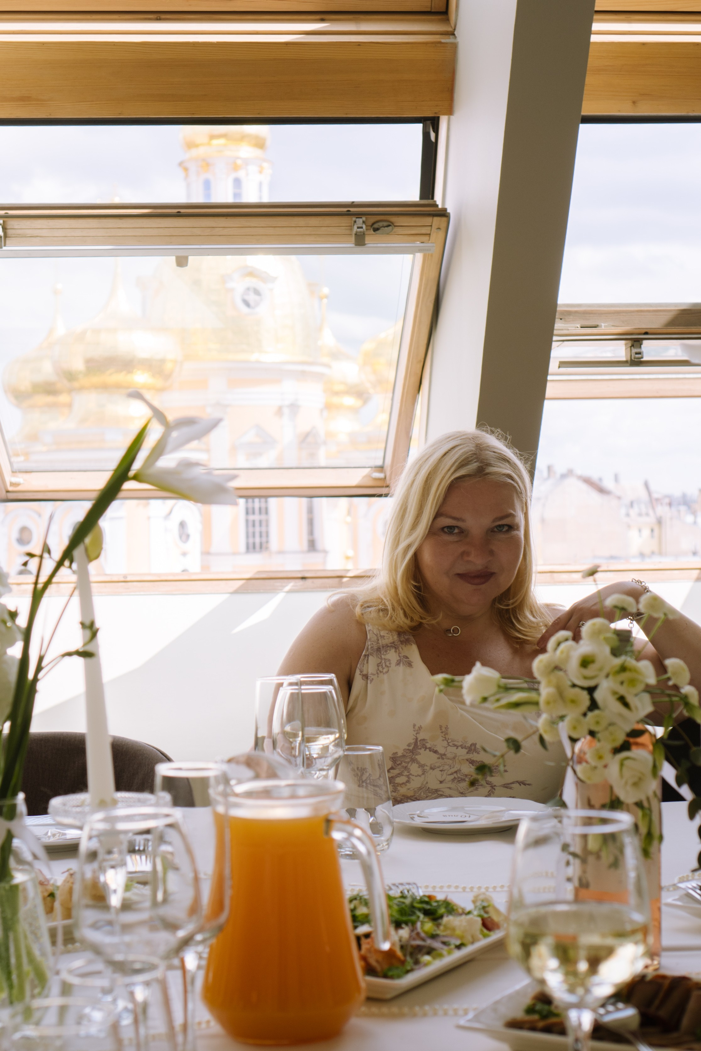 СВАДЕБНЫЙ БАНКЕТ НА ВЛАДИМИРСКОЙ В САНКТ-ПЕТЕРБУРГЕ (КАМЕРНАЯ СВАДЬБА). Профессиональный фотограф, Санкт-Петербург — Виктория Богомолова