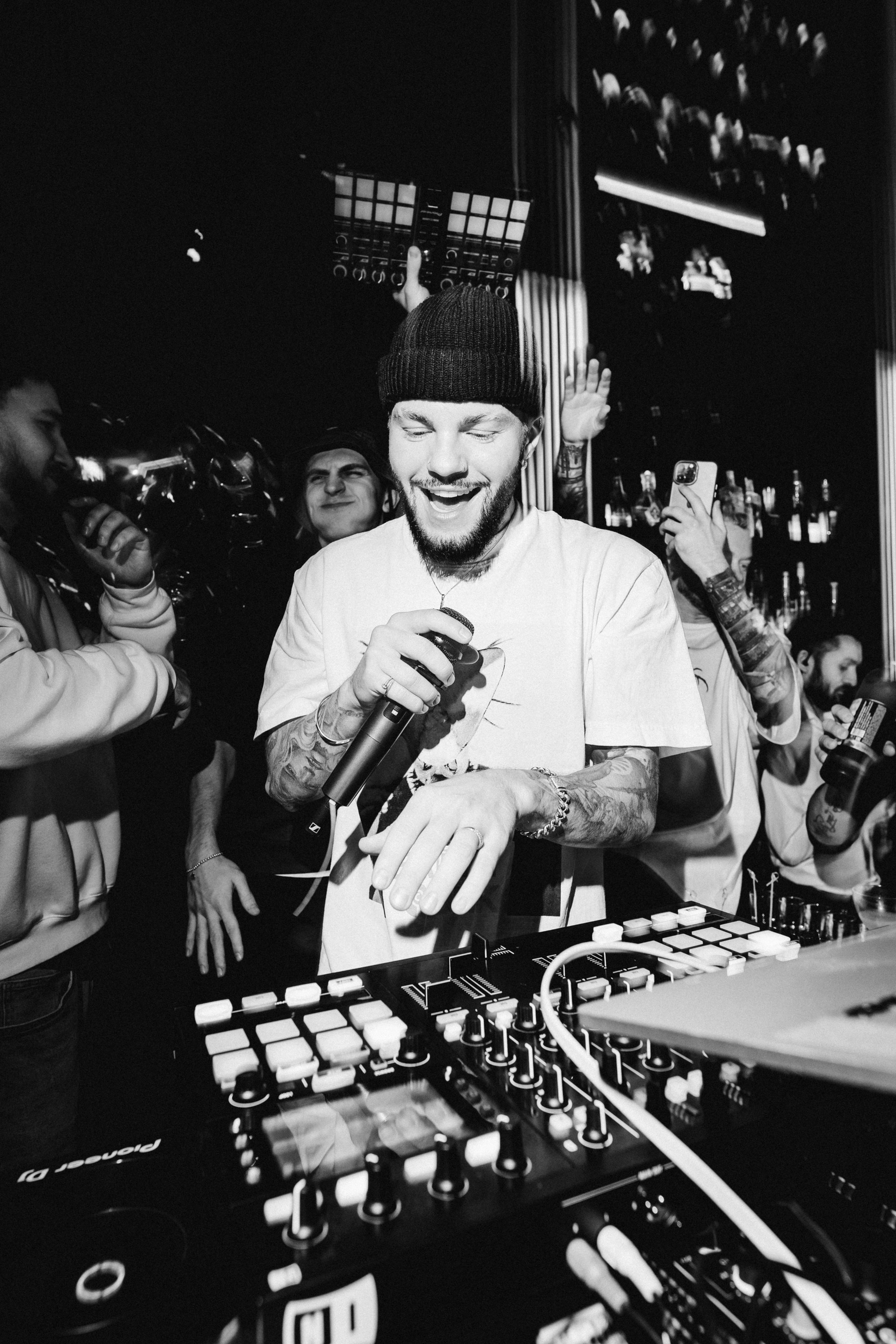 Vklybe x Ambre | Dj Cherocky. Главная