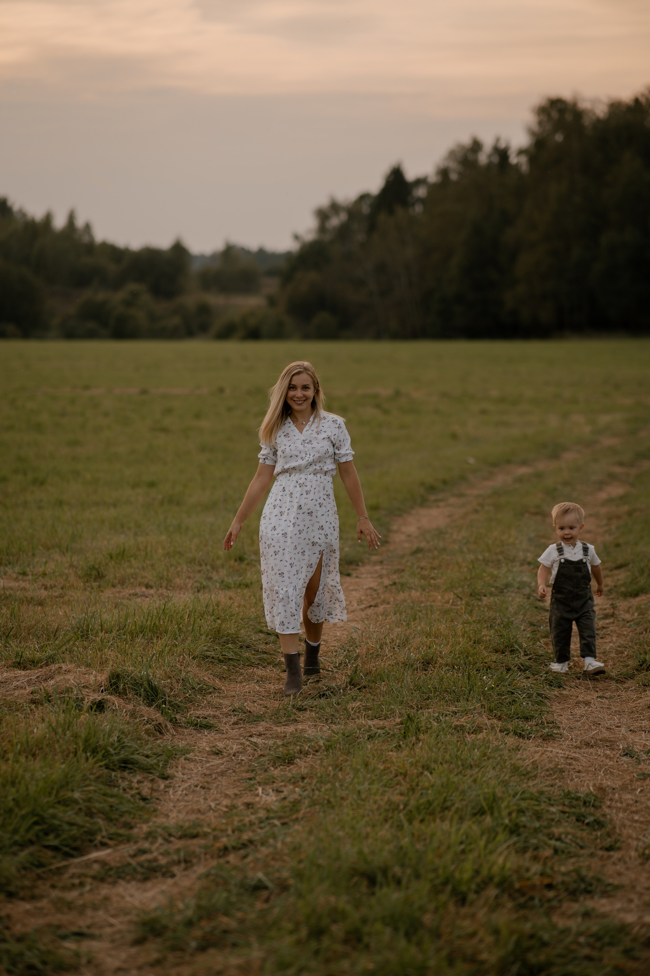 Рома, Даша, Паша. Свадебный и семейный фотограф в Москве и Красногорске — живые кадры | Анастасия Тихонова