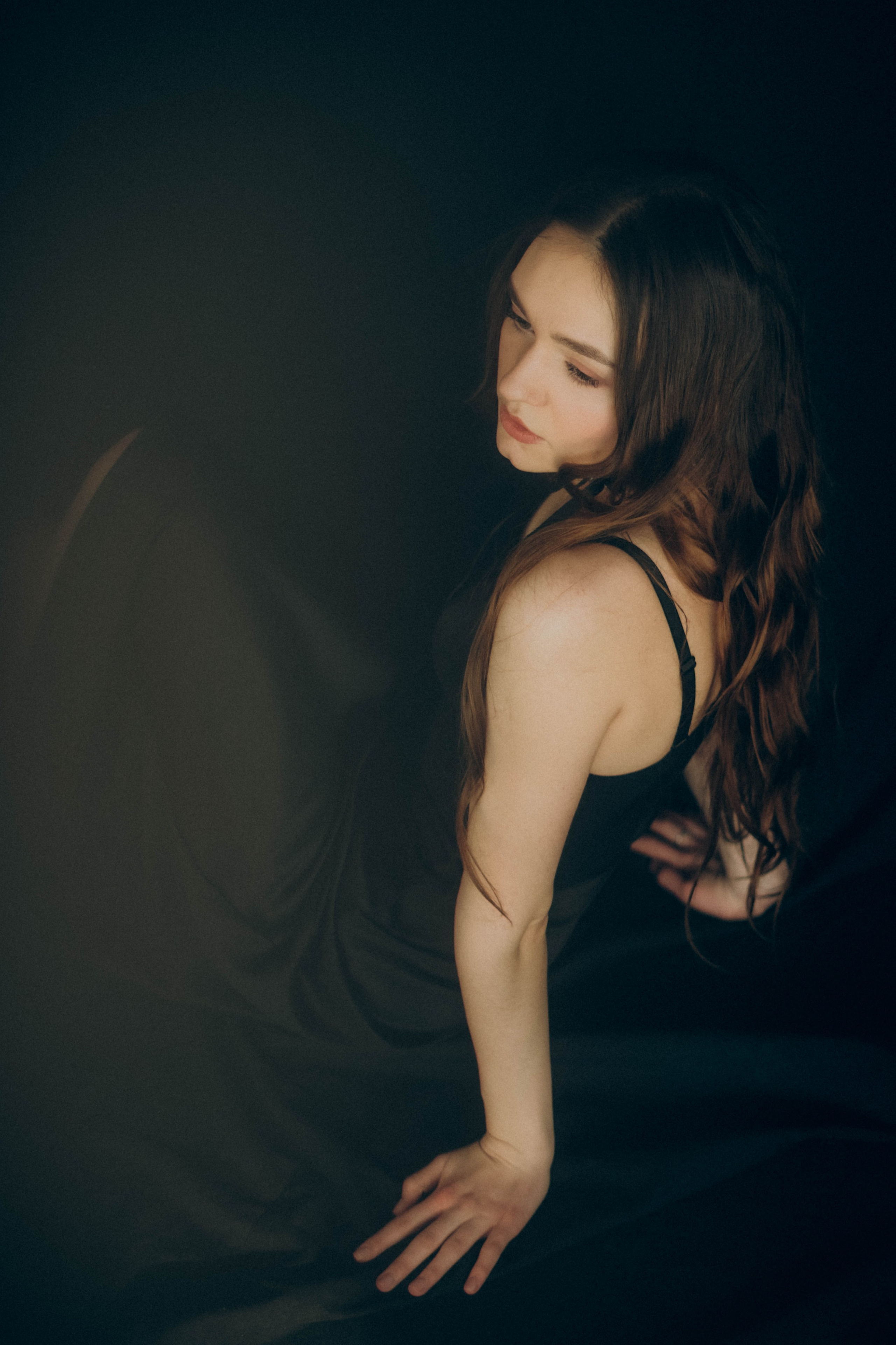 Олеся. Фотосессия в студии с солнечным светом. Портретный фотограф Дарья Бахматова | Нижний Новгород