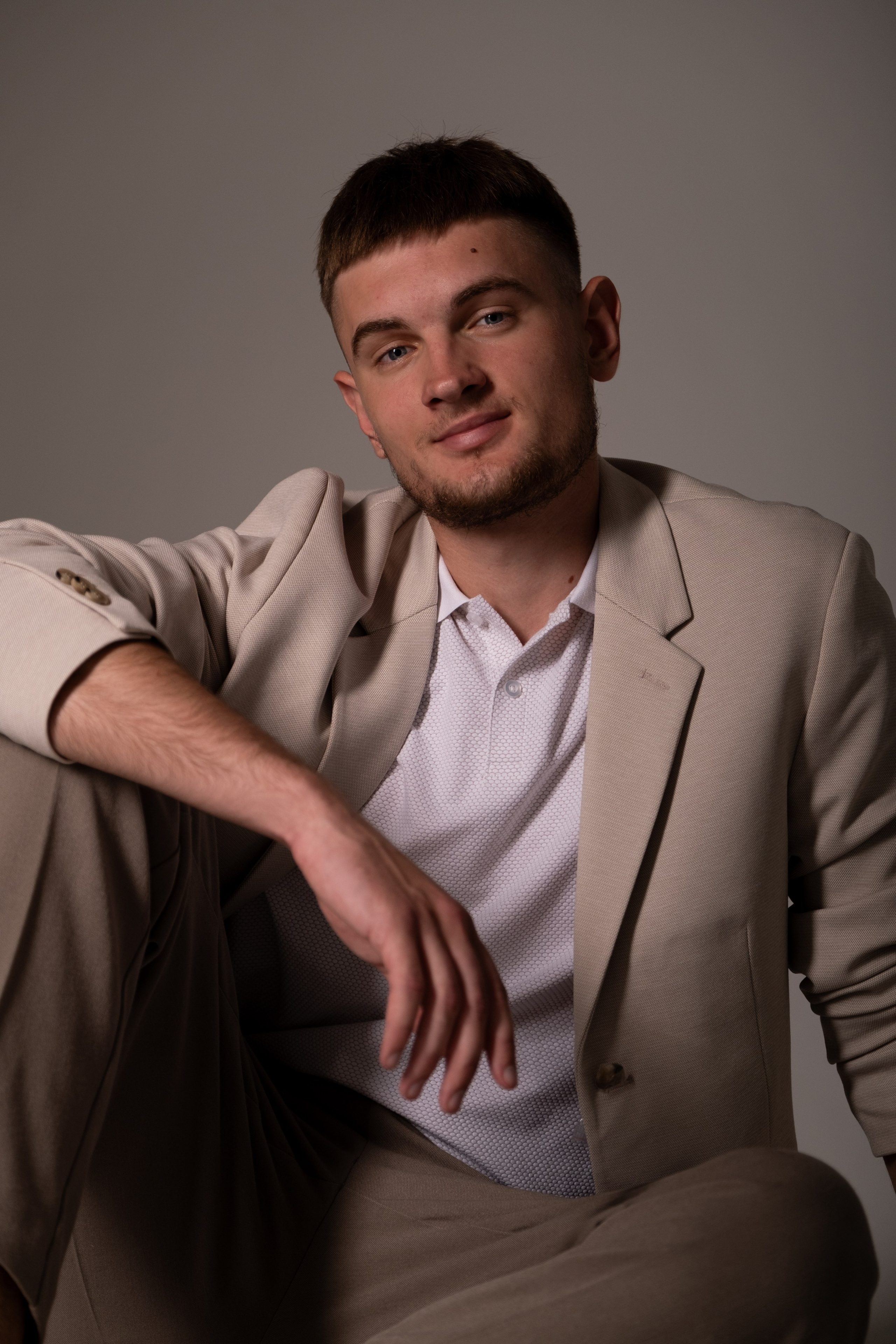 Владимир. Профессиональная фотосъемка в Крыму. Натуральные эмоции и живые кадры. Забронируйте дату прямо сейчас!