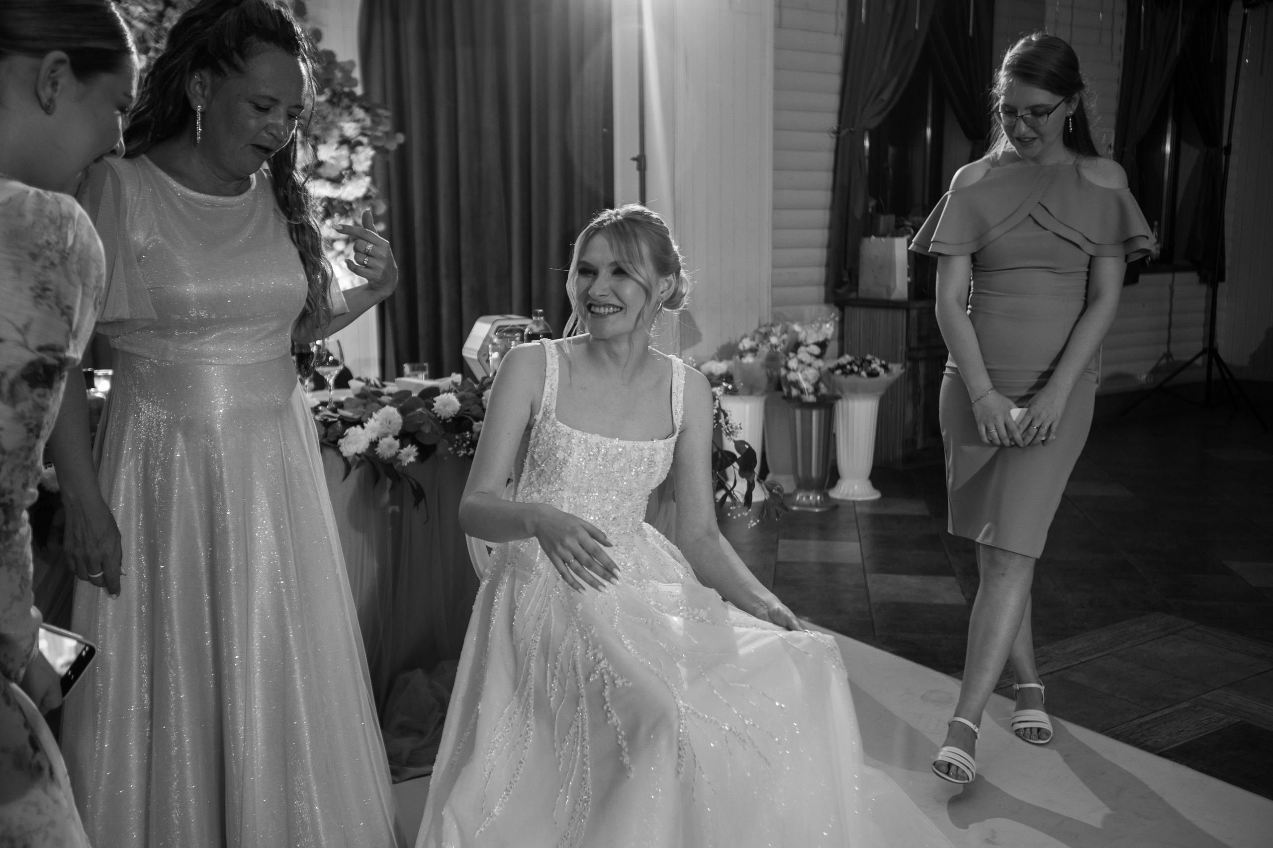 Свадебный репортаж в Крыму | Живые фото | Илья Желдак. Профессиональная фотосъемка в Крыму. Натуральные эмоции и живые кадры. Забронируйте дату прямо сейчас!