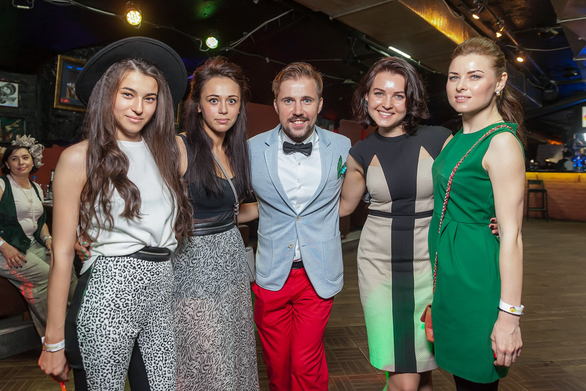 Party!. Портретный и репортажный фотограф в Москве Денис Машков