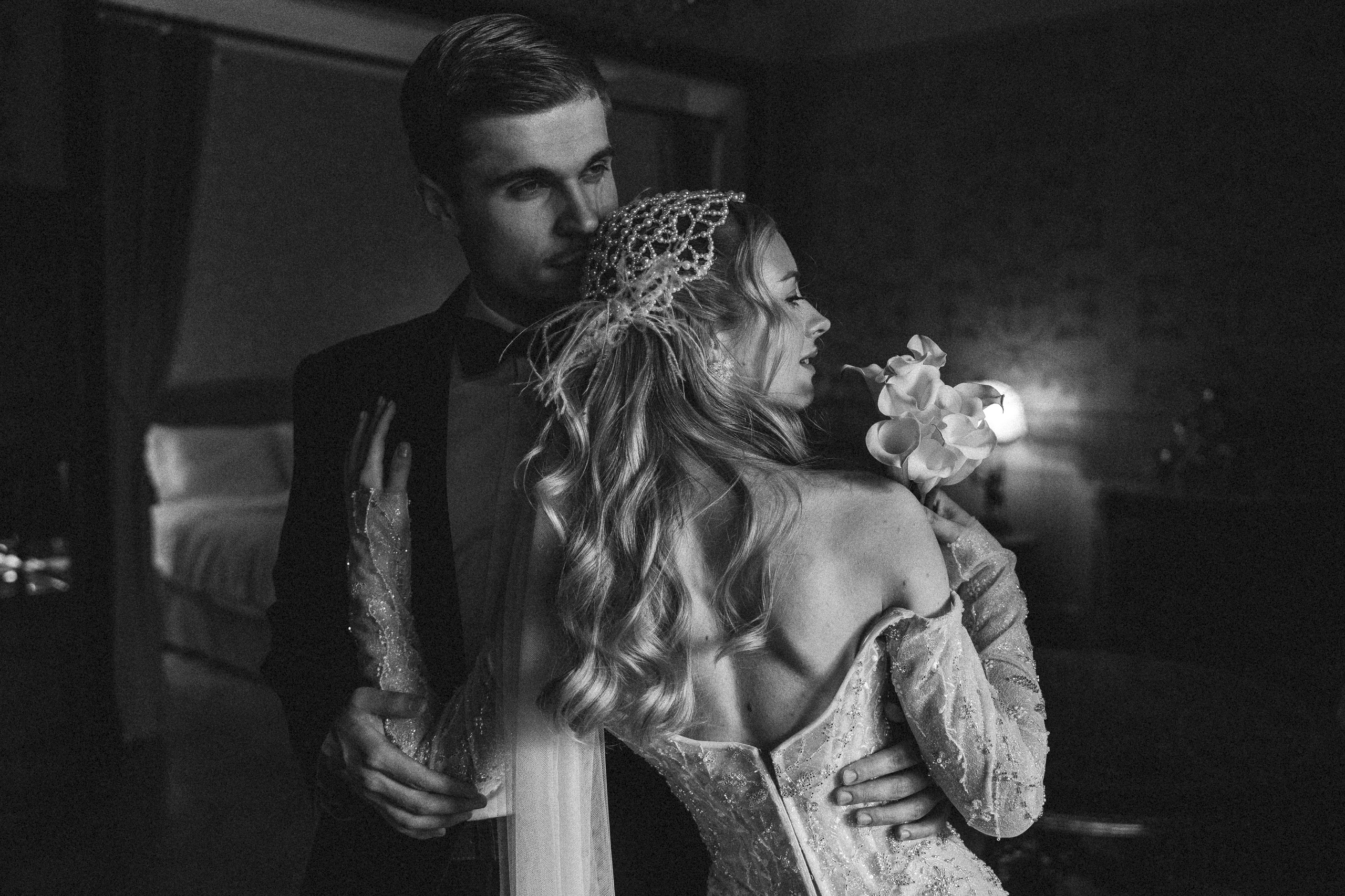 Свадебная фотосессия в отеле Метрополь. Свадебный фотограф в Москве Анна Полушина