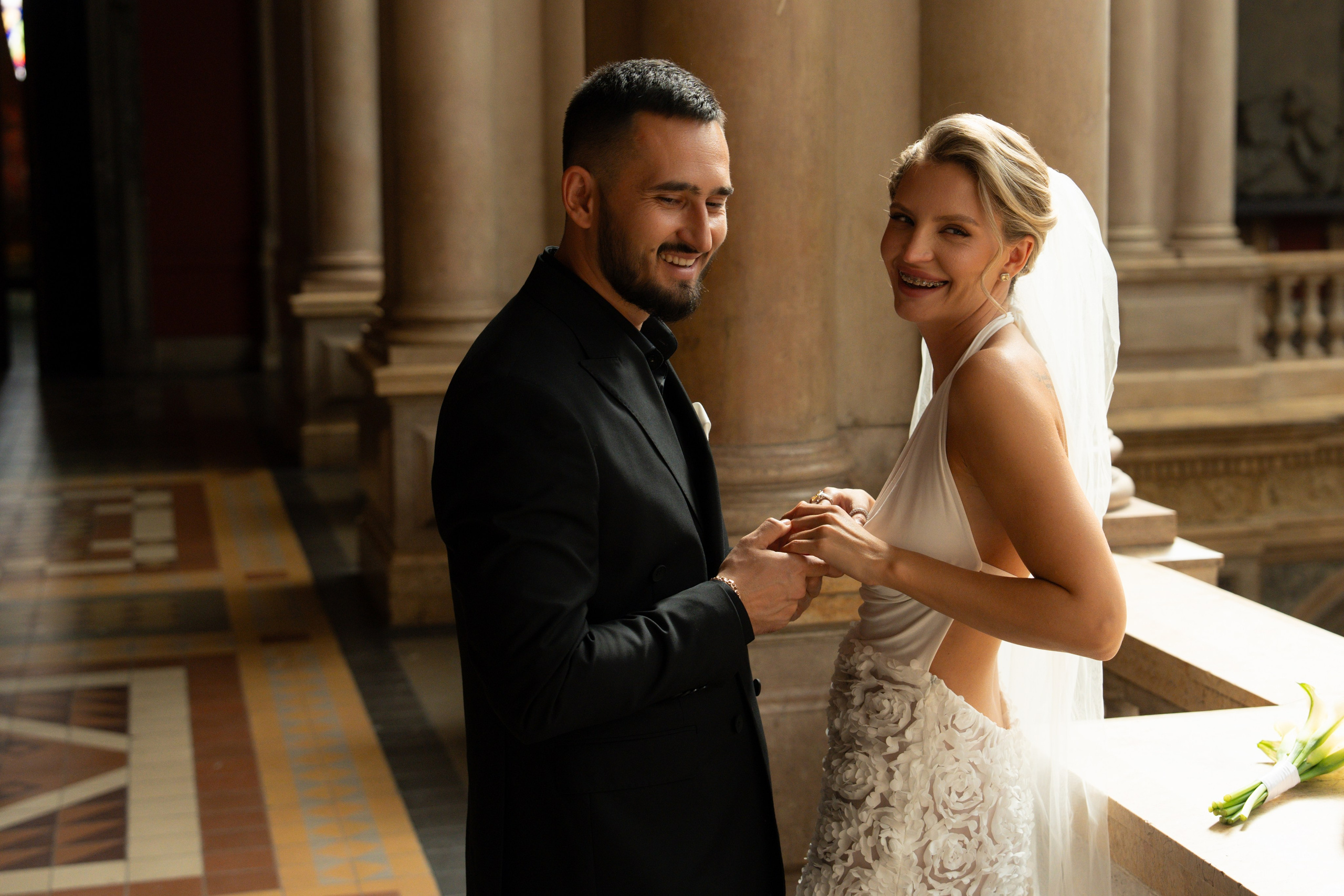 Свадебная фотосессия в Академии Штиглица в Петербурге. Свадебный фотограф в Москве Анна Полушина