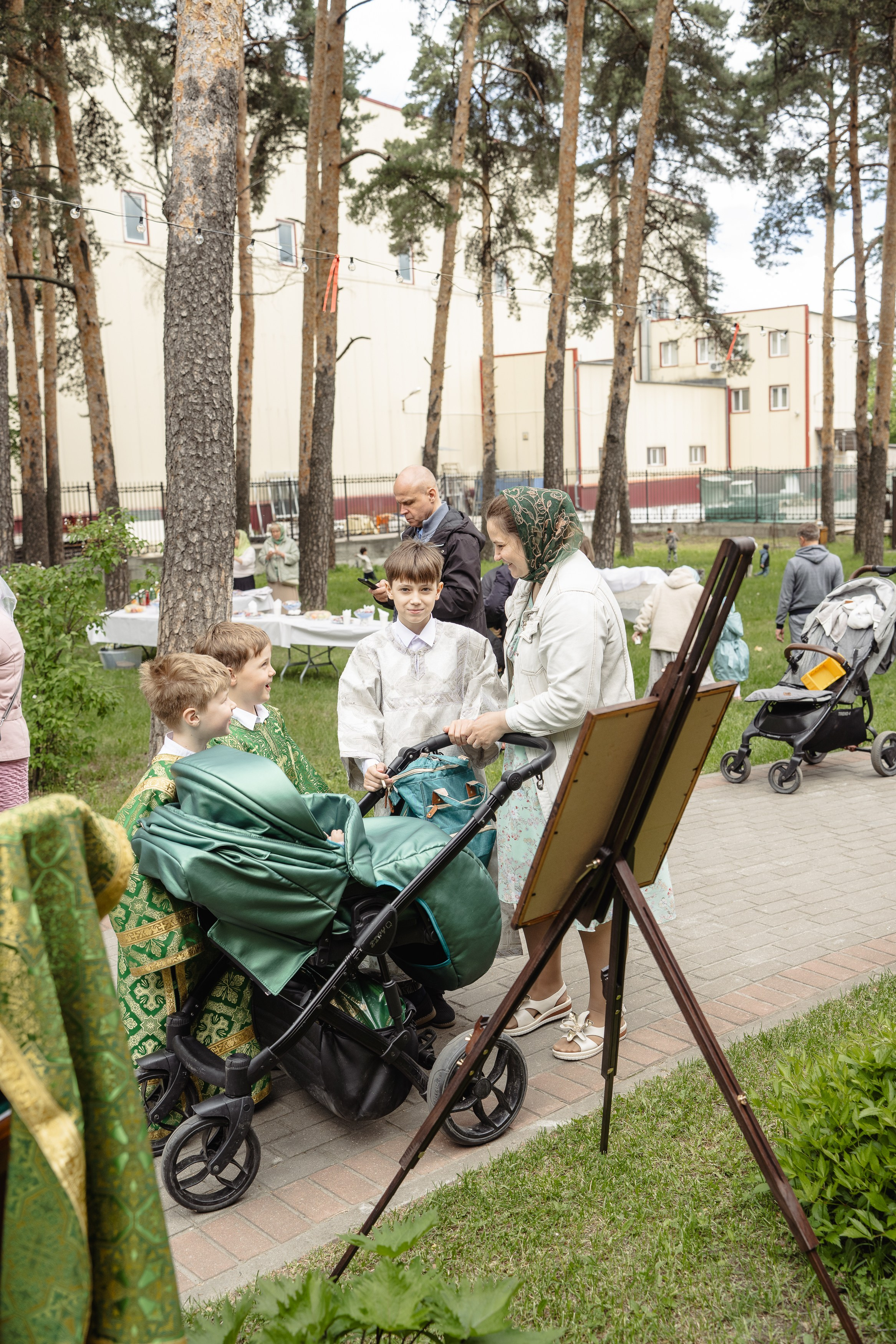 Престольный праздник в храме Троицы Живоначальной. Фотограф Москва/Подмосковье