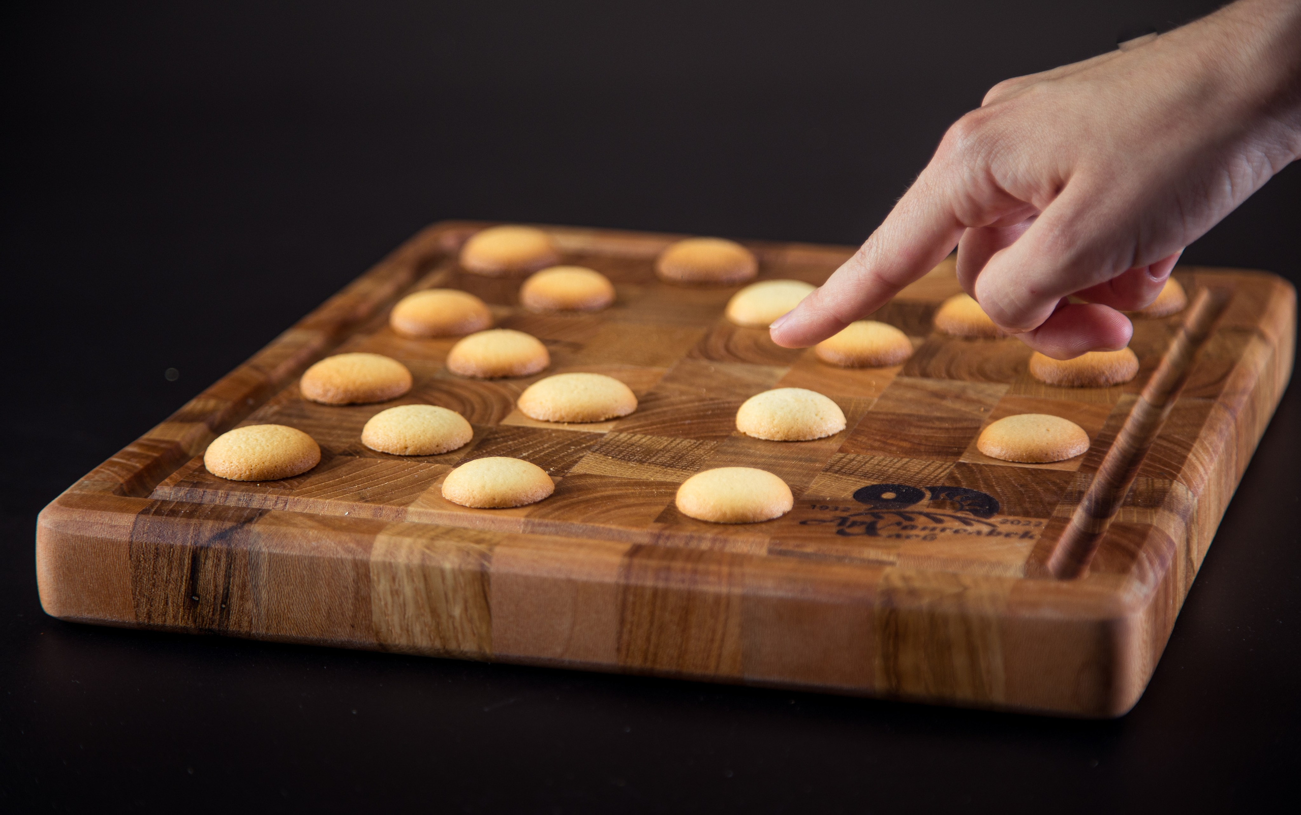 Предметная рекламная съемка. Виктор Черных