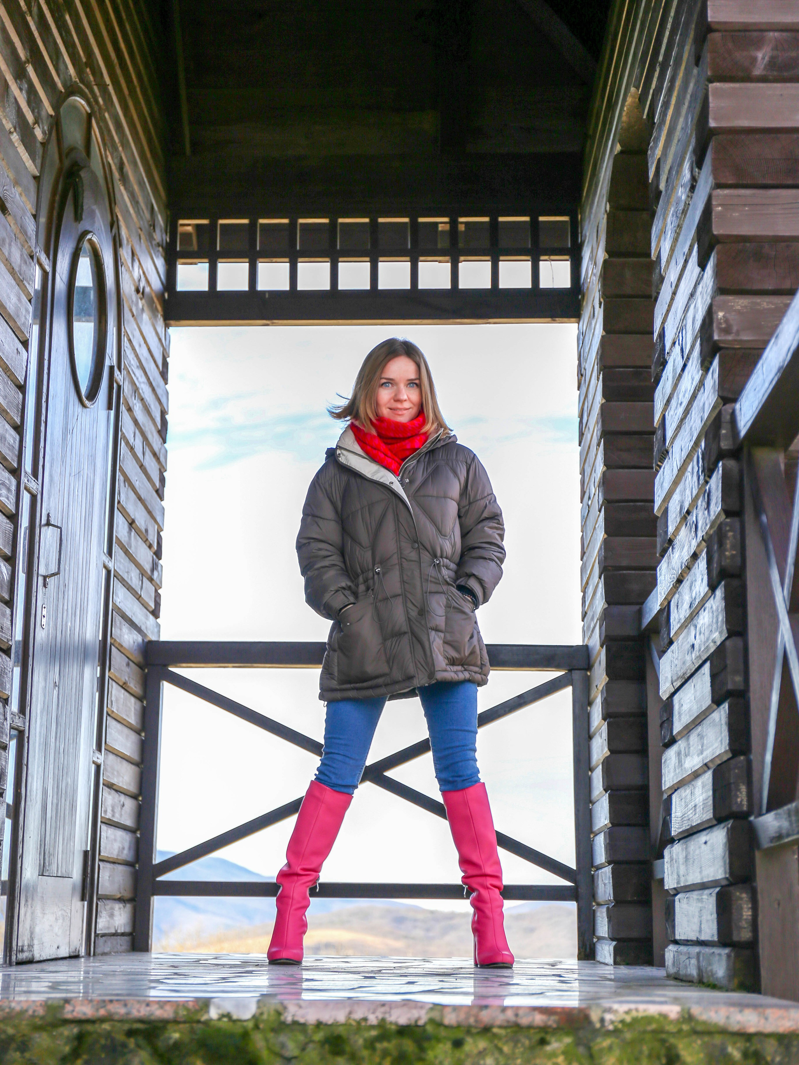 Зимняя фотосессия в Абрау-Дюрсо. Семейный и детский фотограф Екатерина Черняева. Снимаю портреты, love story, фотопрогулки, работаю на улице, в кафе, студии, дома у клиента