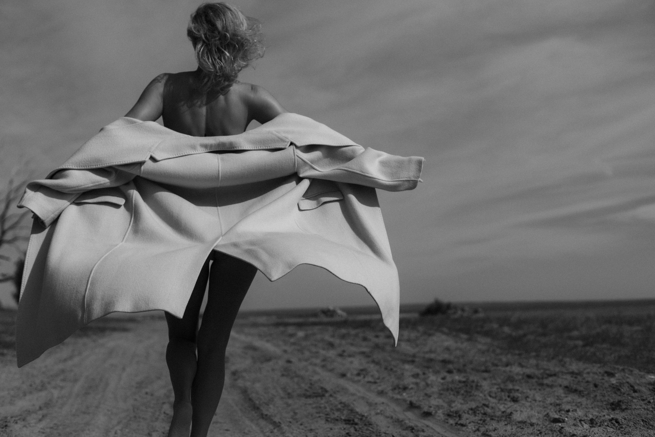 На природе. Фотограф