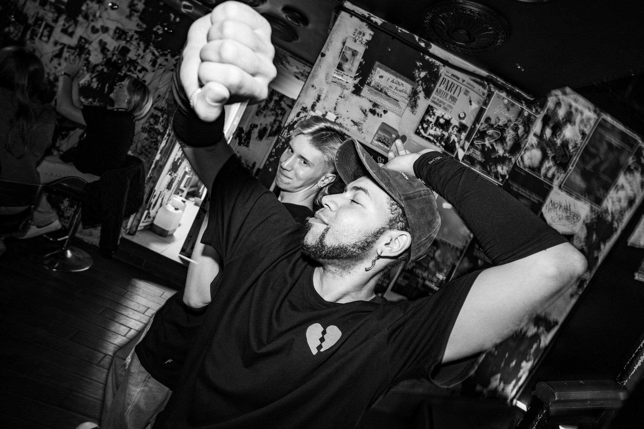 Бар разбитых сердец. DJ Guitacidelli. Концертный и репортажный фотограф в Санкт-Петербурге Слава Пахомов