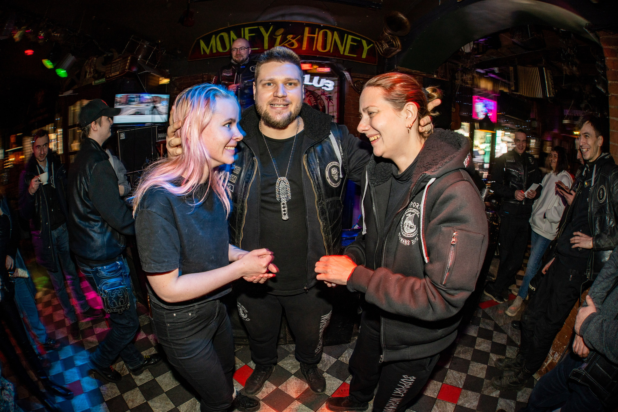 Весенний прохват мотоклуба Normans Riders MC ч.2. Концертный и репортажный фотограф в Санкт-Петербурге Слава Пахомов