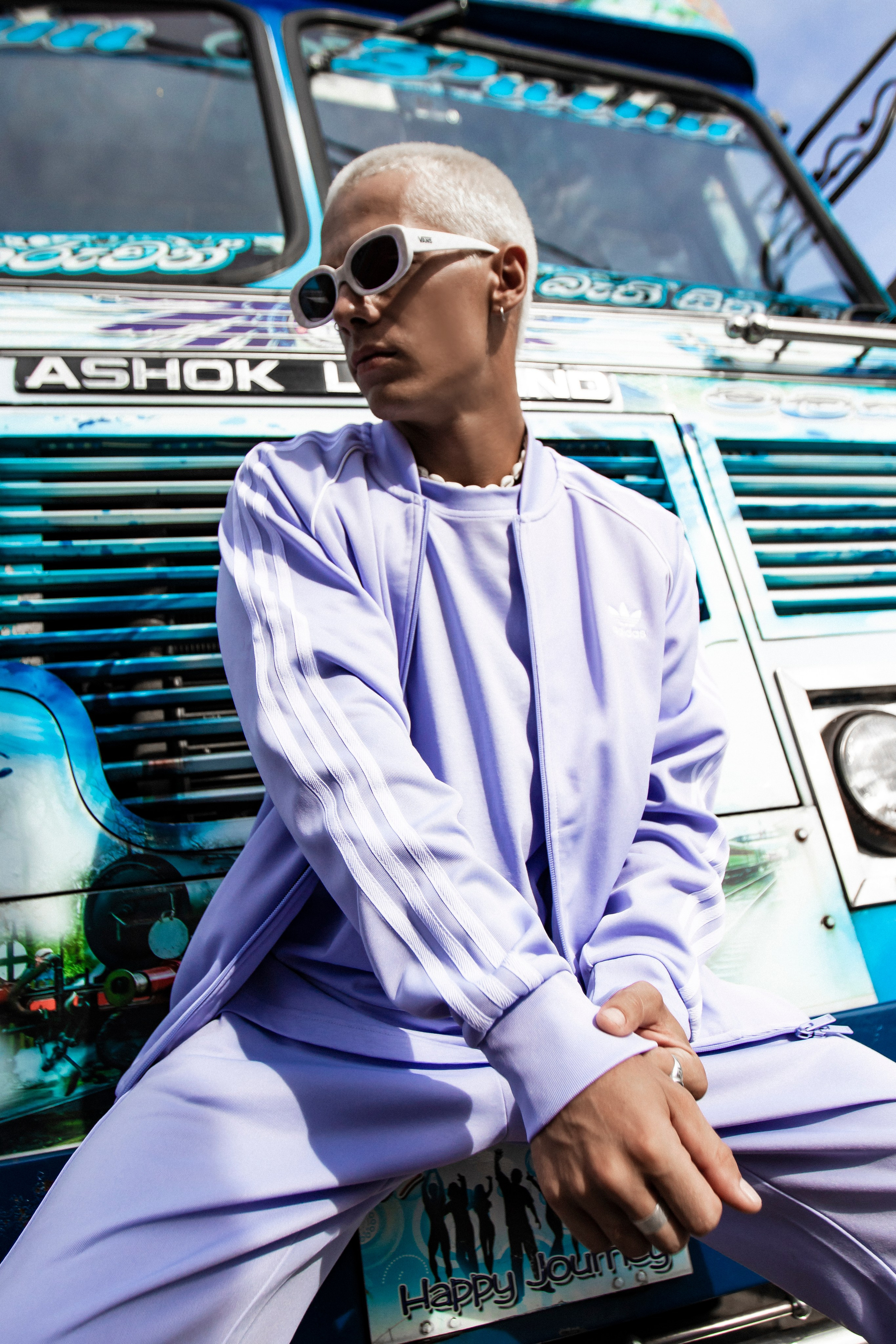 Контент съемка для бренда одежды. Фотограф на Шри-Ланке