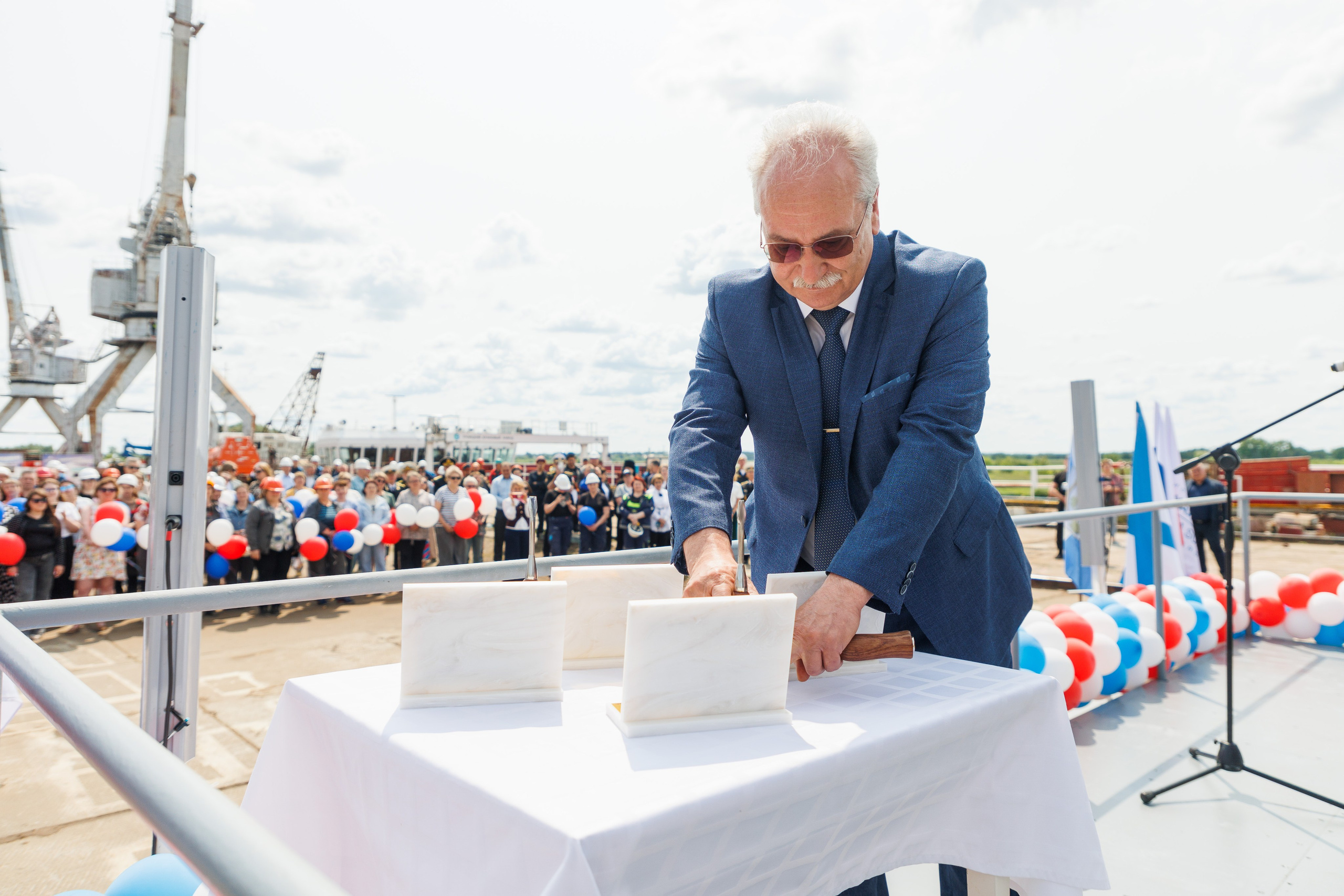 Окская судоверфь. Закладка киля. Фотограф городских и семейных событий Артем Карпухин