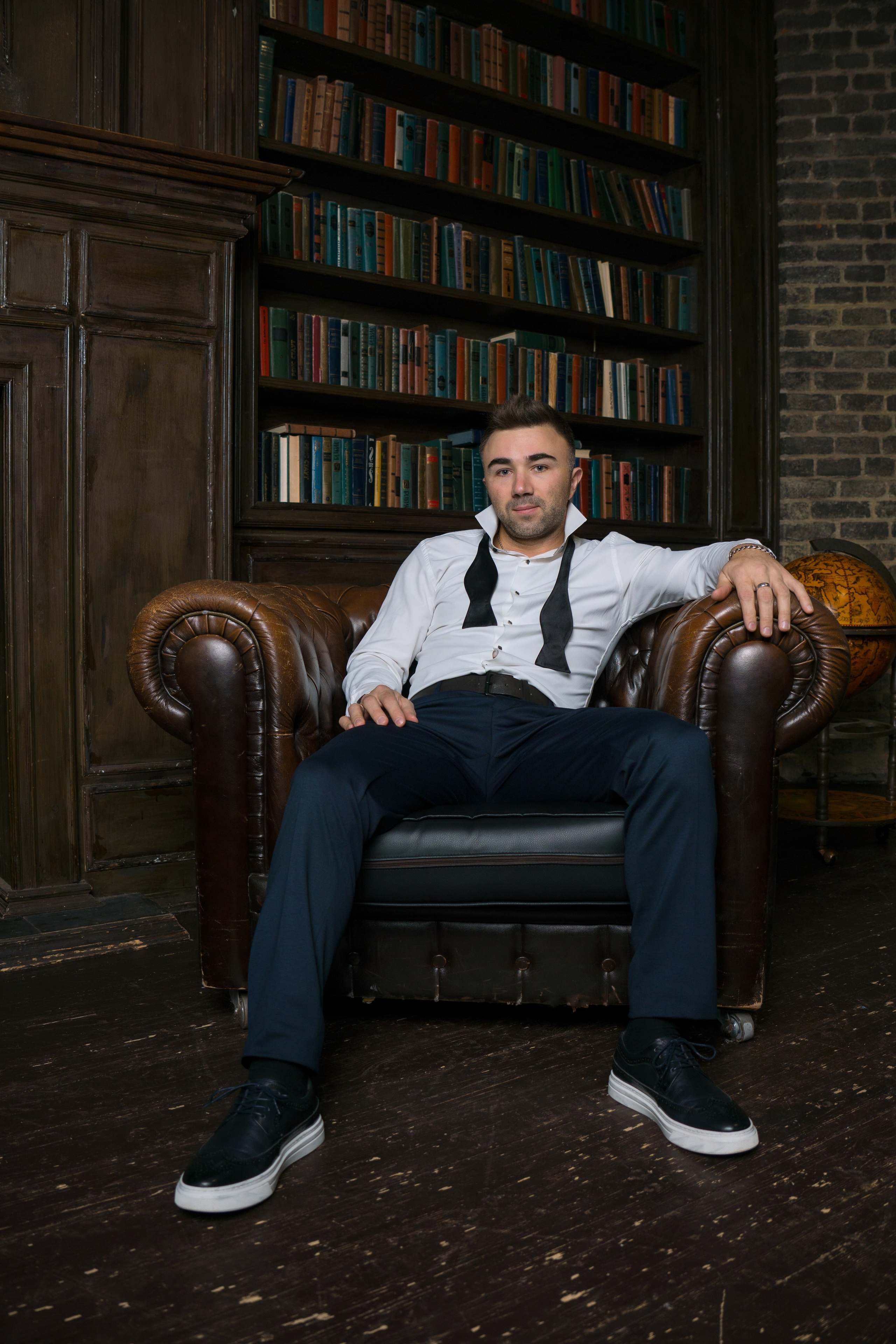 Ведущий Илья. Фотограф