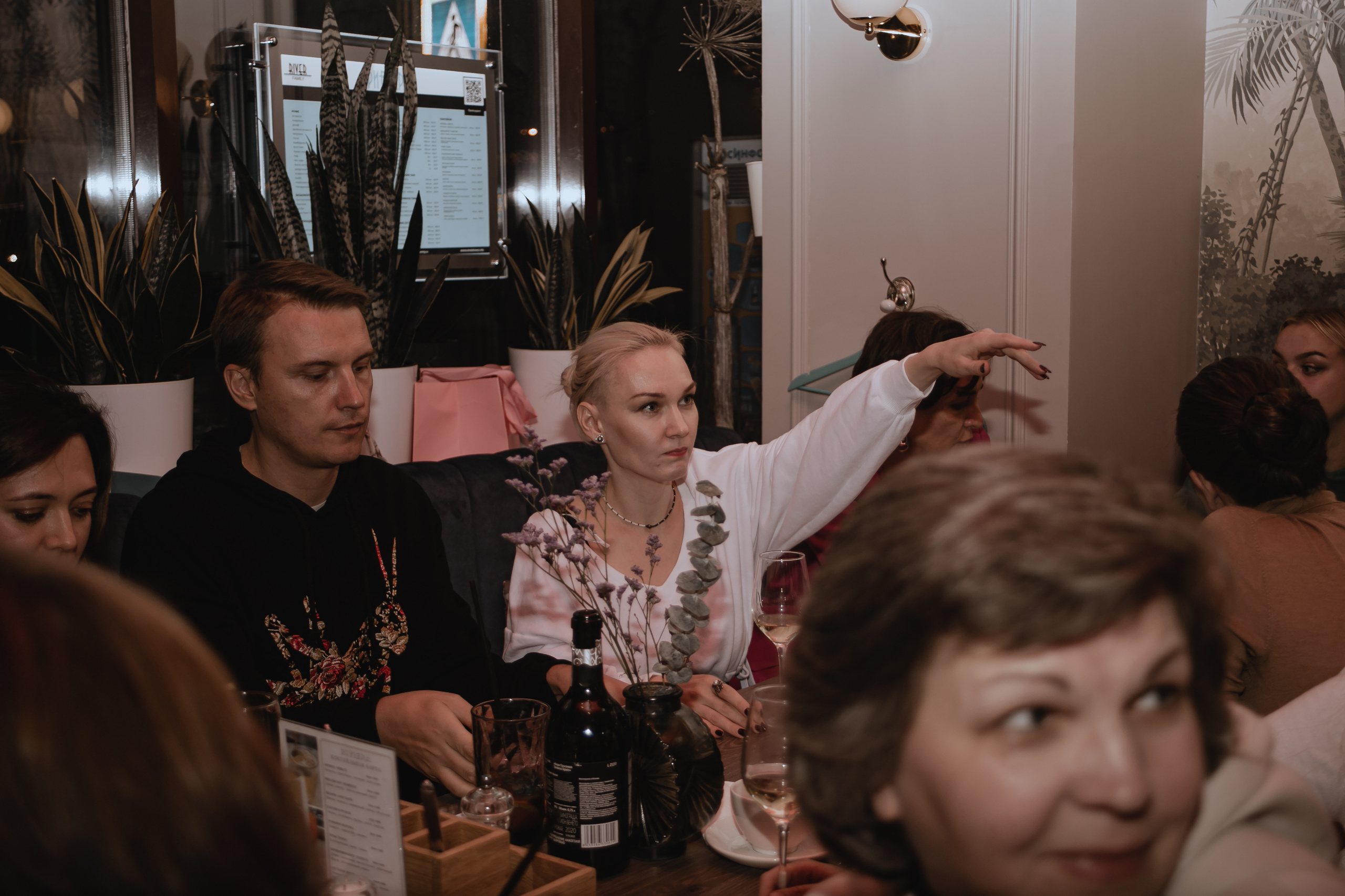 Винная дегустация. Бренд‑фотограф в Москве | Rina _Sphoto — личный и бизнес‑контент