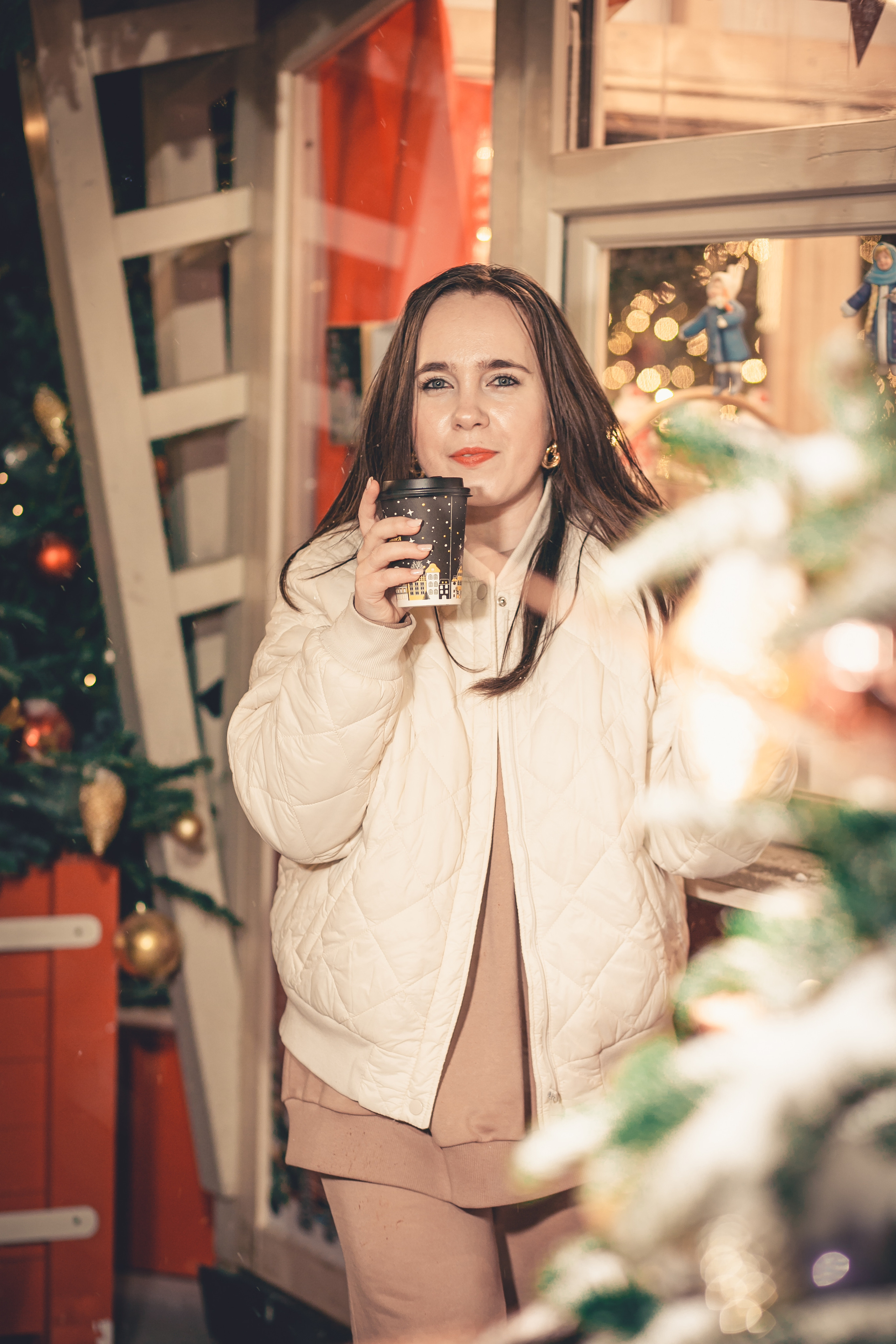 Катерина Сысуева, Рина Сысуева, фотограф в Москве, Сестры Каратыгины, Евгения Кашаева, фотосессия коуча, женский фотограф, женский портрет, деловая фотосессия, фотосессия специалиста, Ярмарка ГУМ, фотосессия на ярмарке, Красная площадь