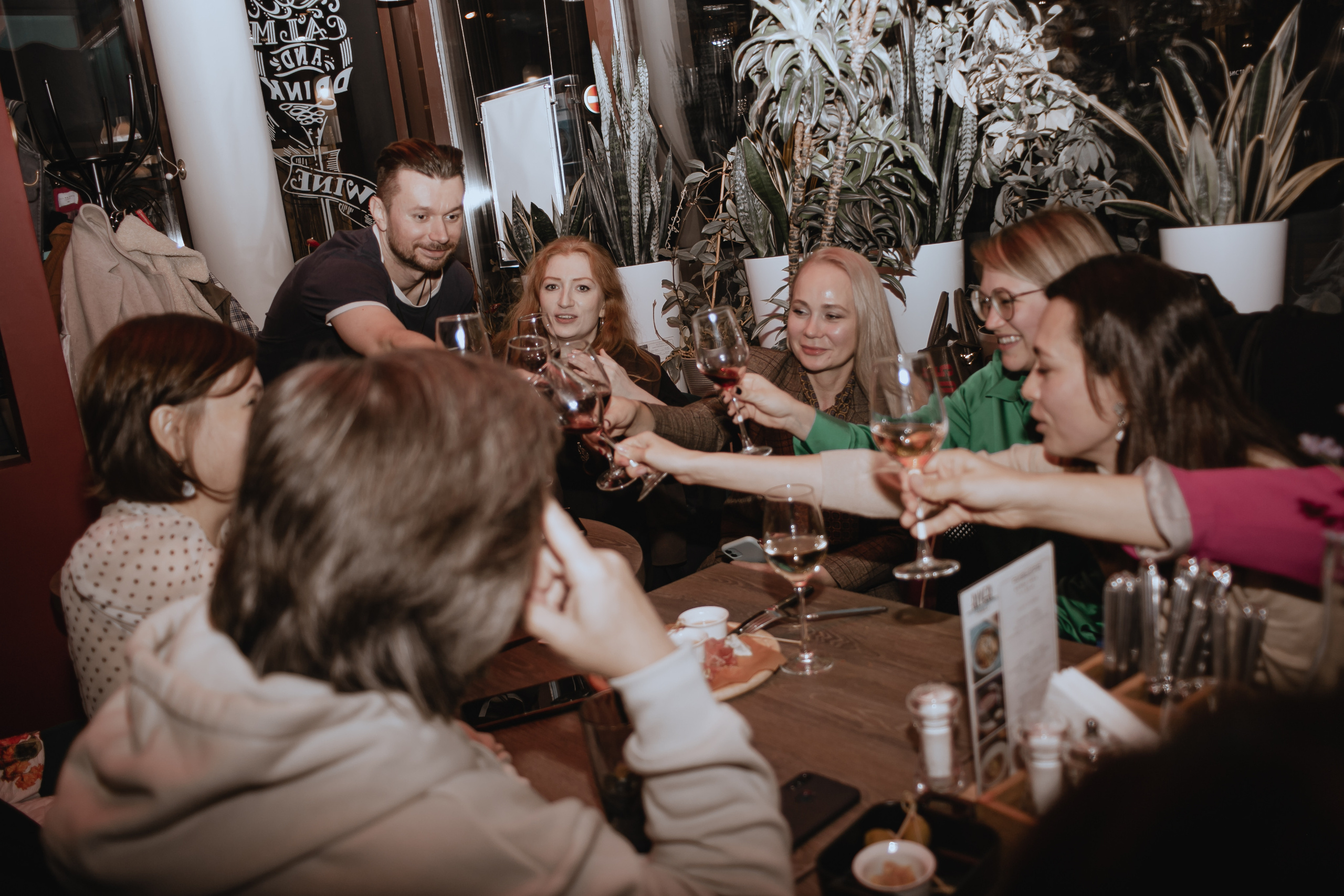 Винная дегустация. Бренд‑фотограф в Москве | Rina _Sphoto — личный и бизнес‑контент
