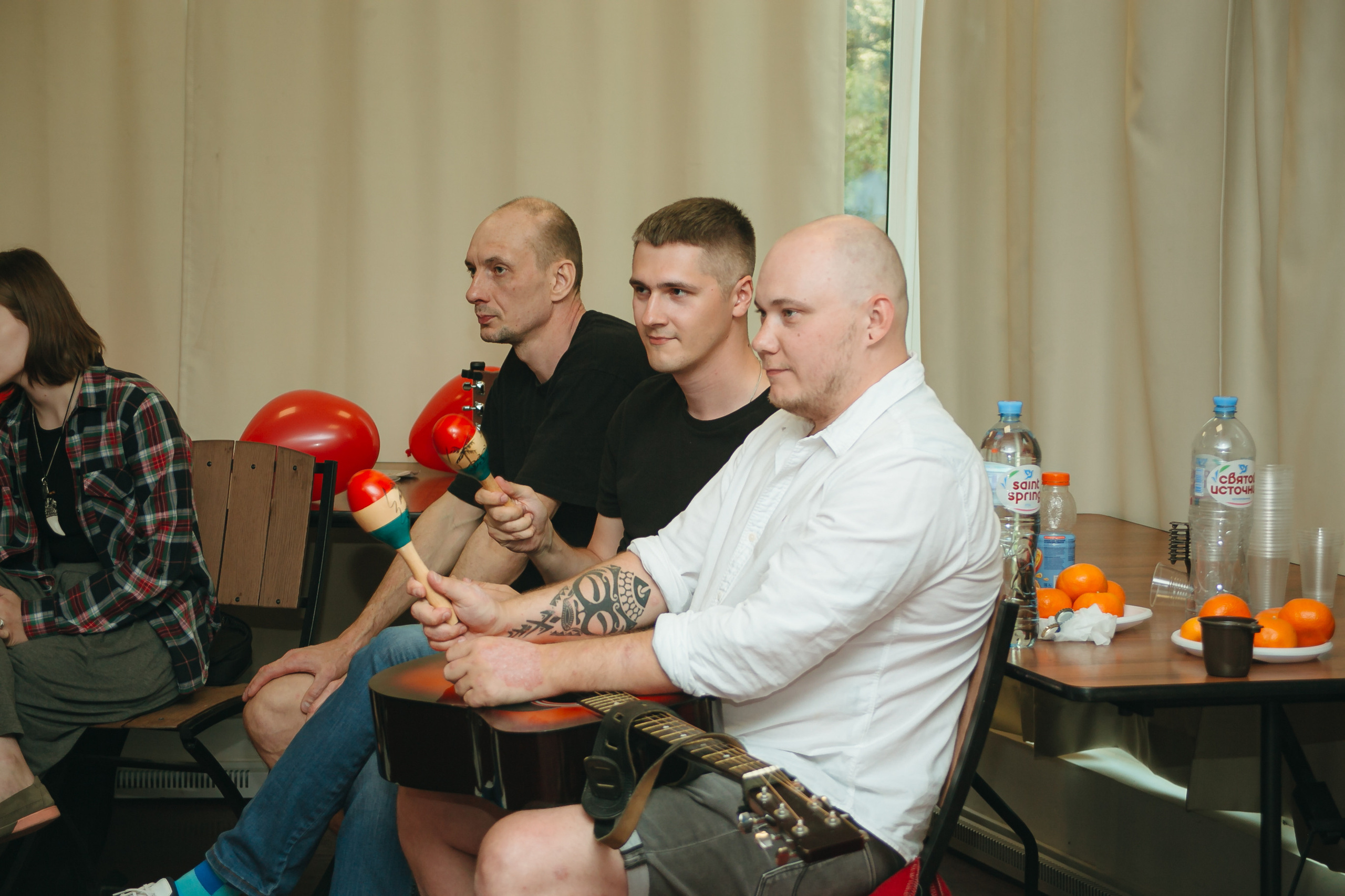 Репортажная съемка квартирника. Бренд‑фотограф в Москве | Rina _Sphoto — личный и бизнес‑контент