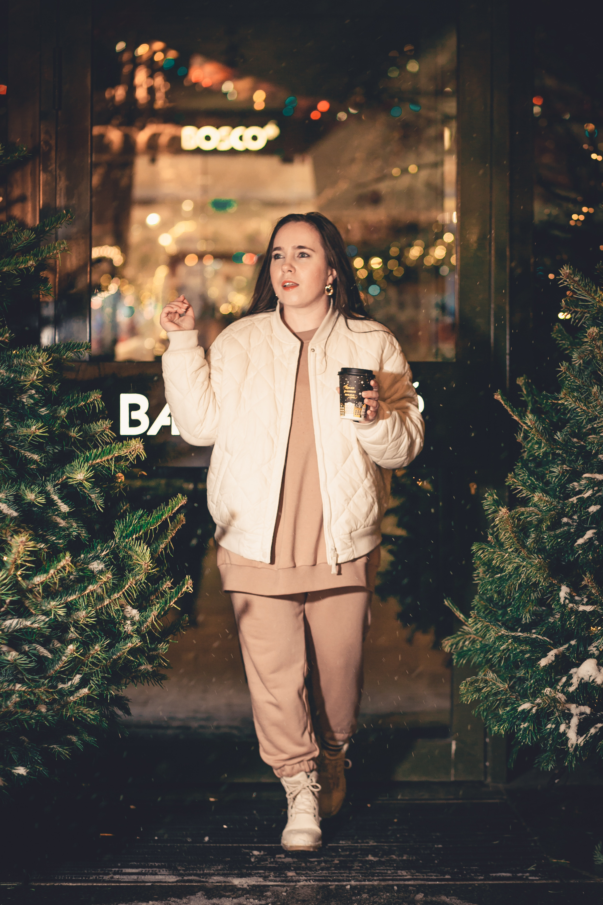 Катерина Сысуева, Рина Сысуева, фотограф в Москве, Сестры Каратыгины, Евгения Кашаева, фотосессия коуча, женский фотограф, женский портрет, деловая фотосессия, фотосессия специалиста, Ярмарка ГУМ, фотосессия на ярмарке, Красная площадь