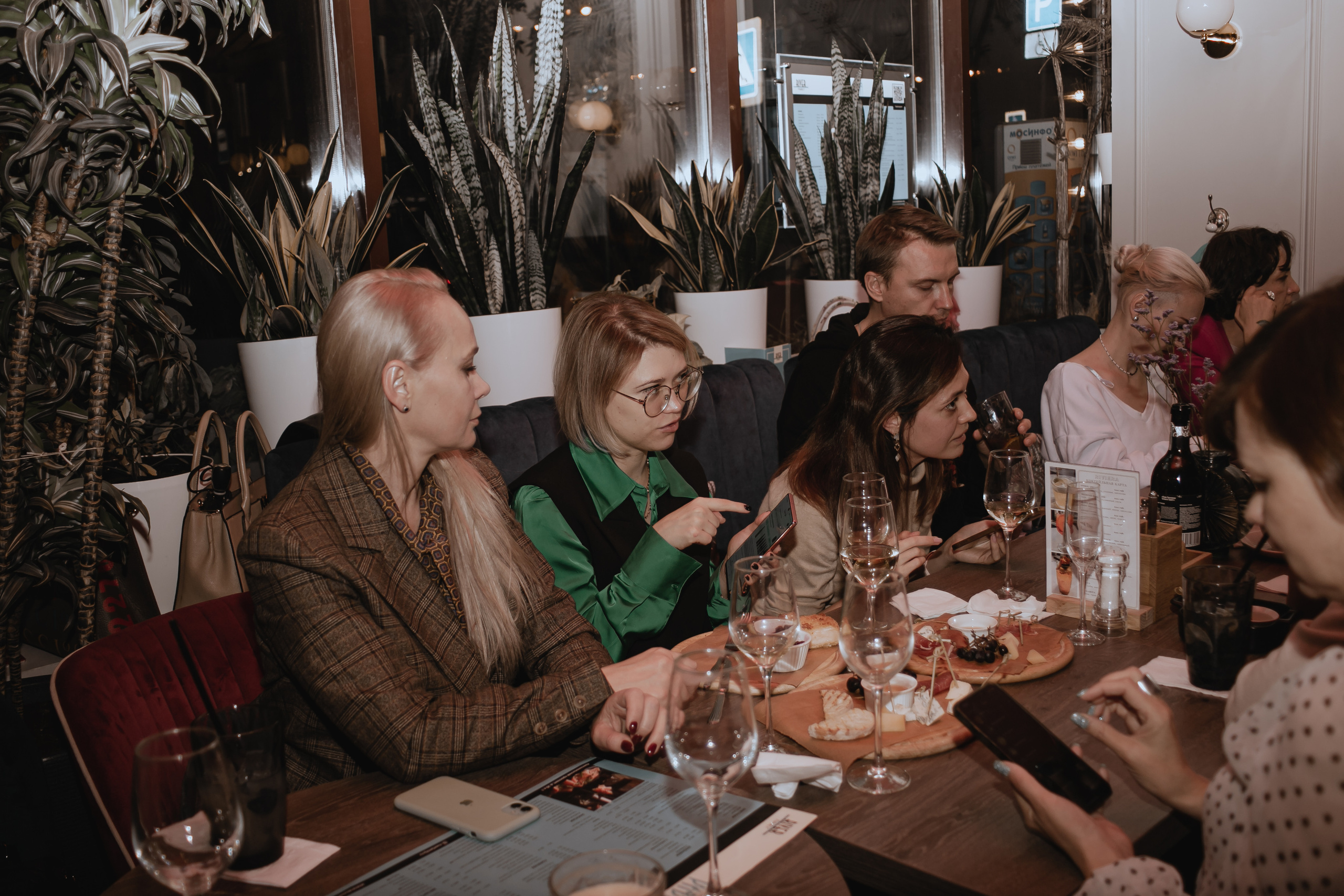 Винная дегустация. Бренд‑фотограф в Москве | Rina _Sphoto — личный и бизнес‑контент