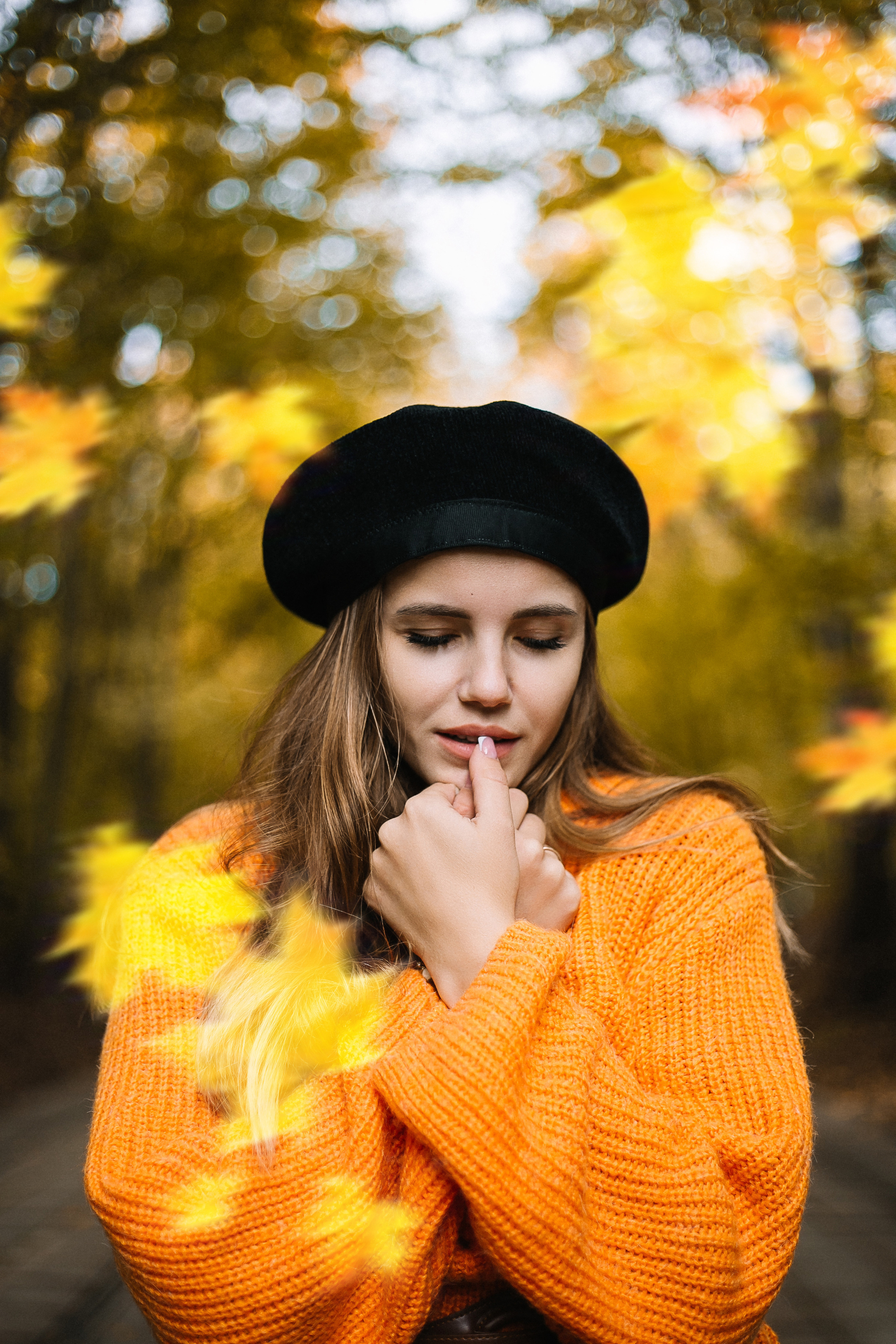 Екатерина Сысуева, Рина Сысуева, фотограф Катерина Сысуева, женский фотограф, женский портрет, фотосессия на трамвайных путях, осенние фотосессии