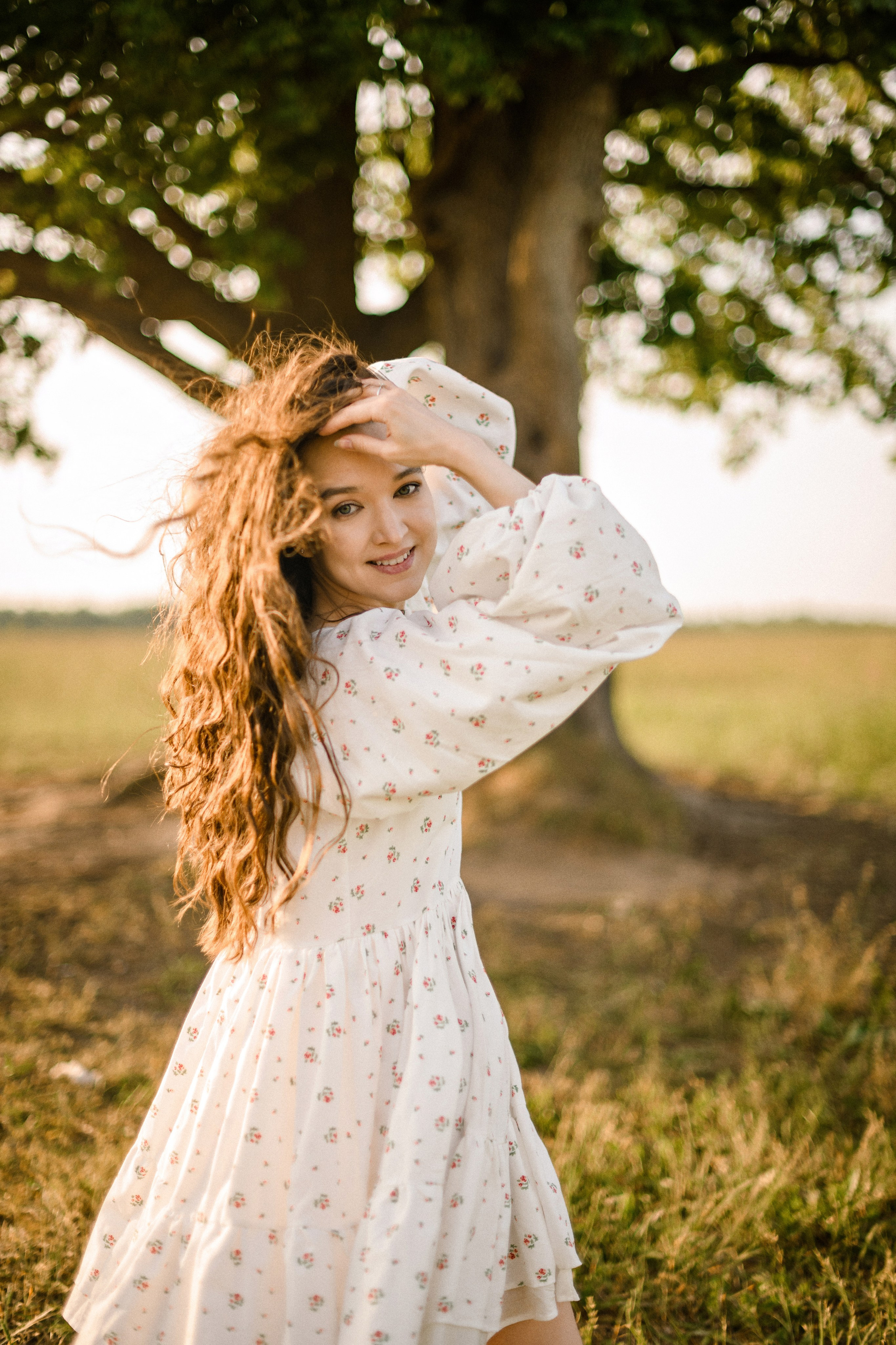 Лиза и Лёша в поле. Свадебный фотограф в Санкт-Петербурге София Шубик