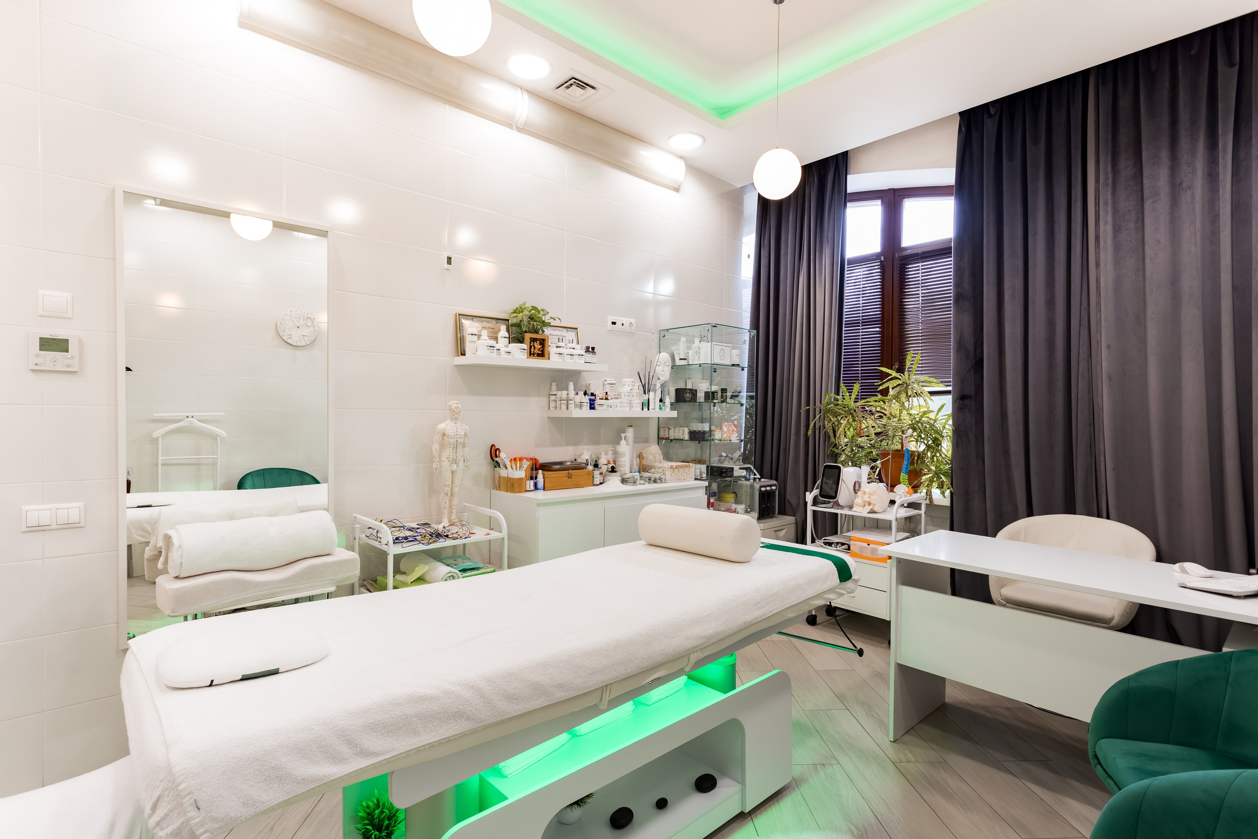 Фотосъемка для клиники доктора Маршенина на улице Крупской. Интерьеры, Контент, Портреты | Фотограф в Москве Дани Терно