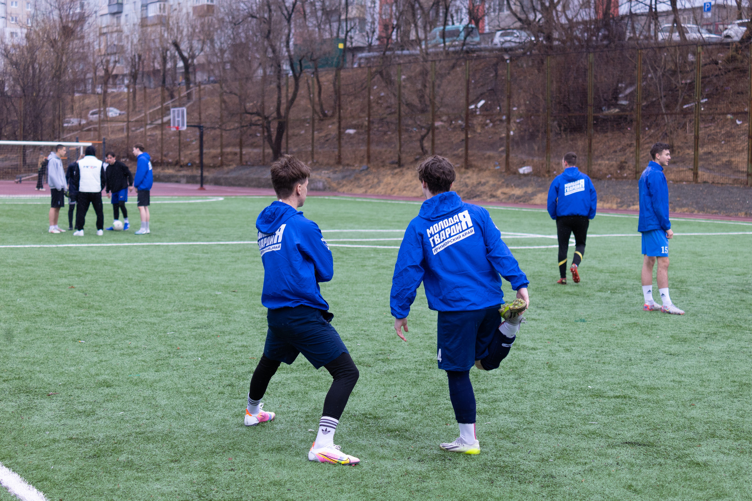 Товарищеский матч по футболу между ФК «Молодая Гвардия» и ФК «Культура». Олег Катакинов| Репортажный фотограф в городе у моря (Владивосток)