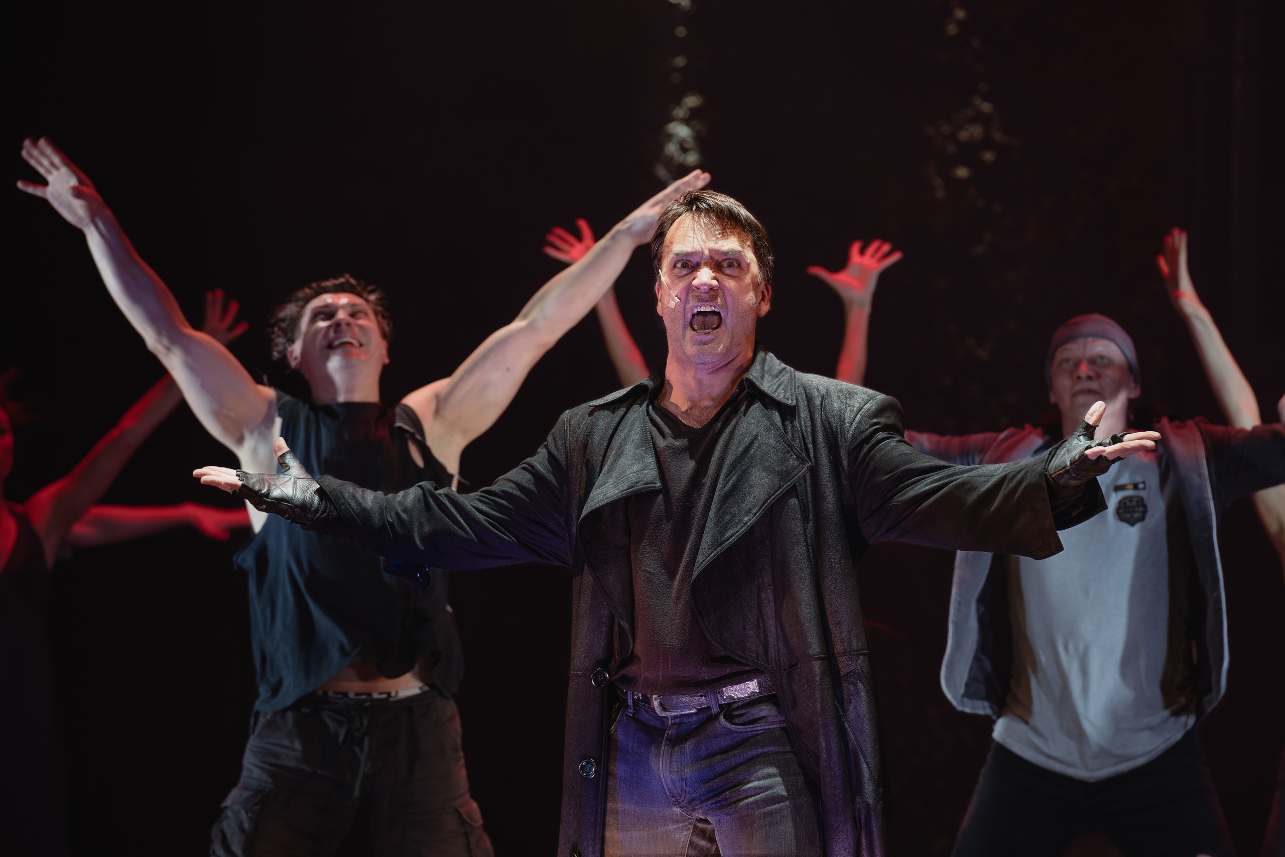 Театр Моссовета: Иисус Христос — Суперзвезда — 33 года на сцене. Сайт фотографа Сергея Абрамова