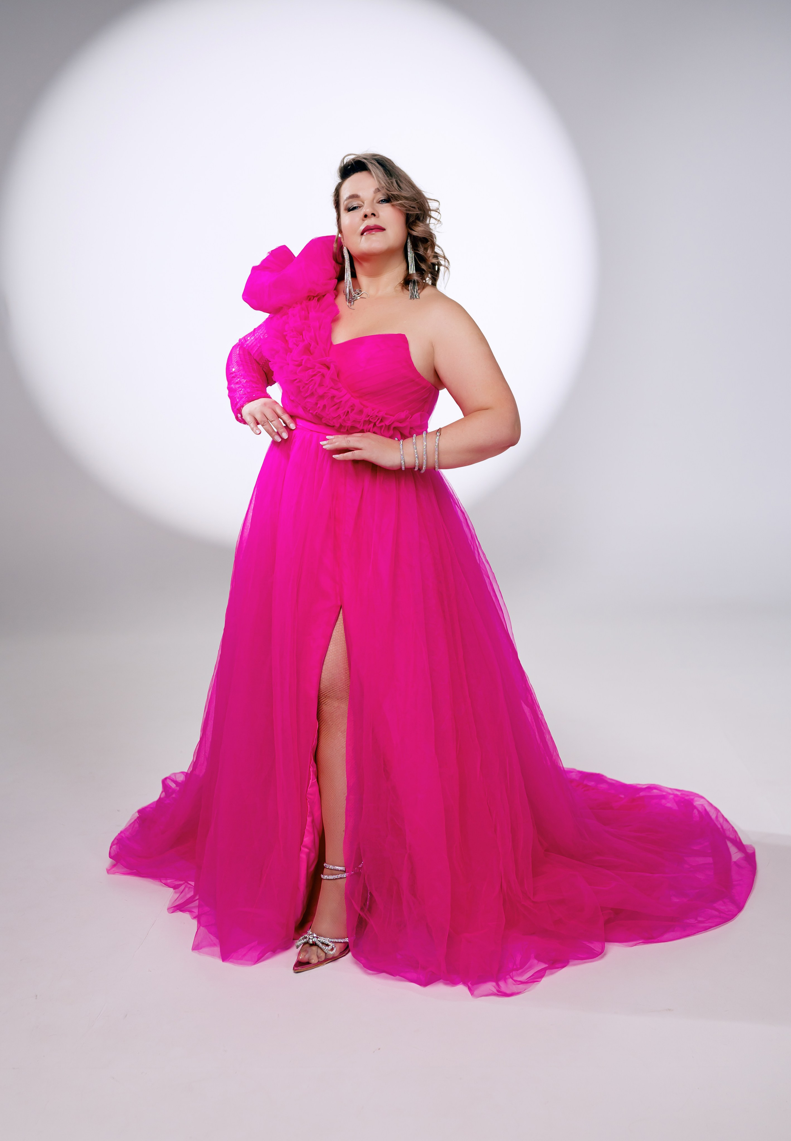 Фотосессия для магазина платьев. Фотограф Ким Наталья в Красноярске