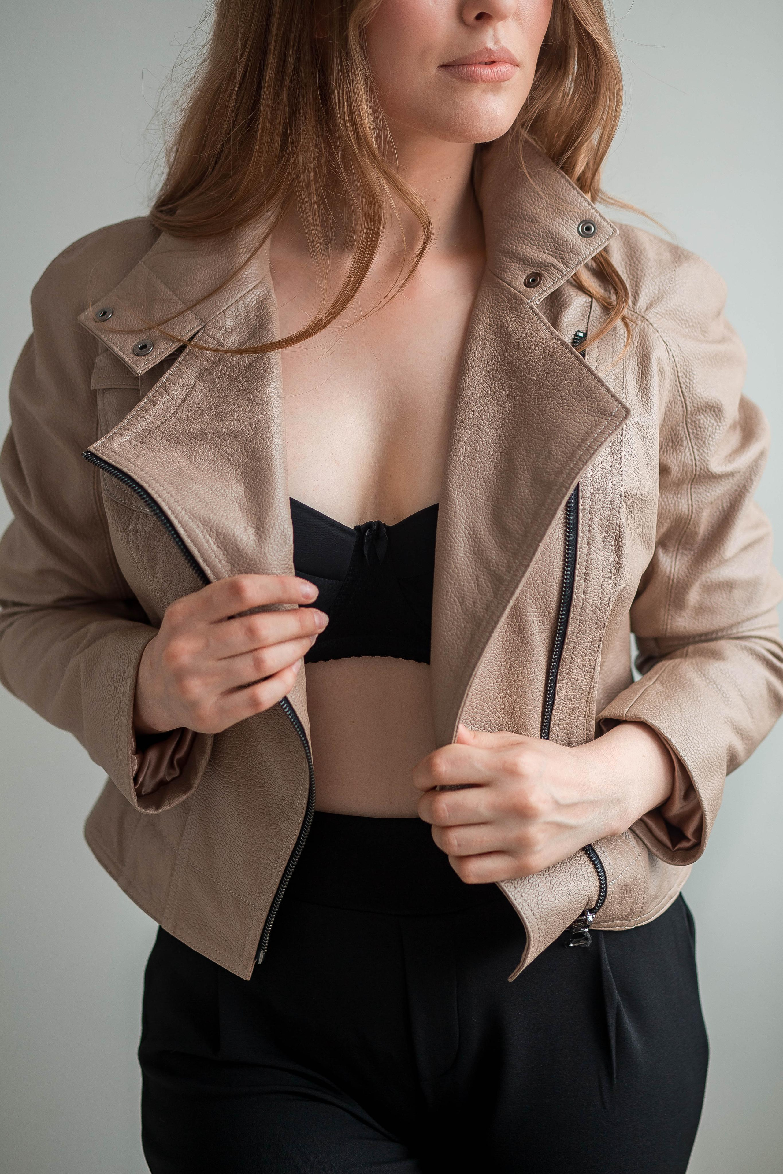 Салон кожи и меха. Женский фотограф в Москве Екатерина Борисова Туры для женщин