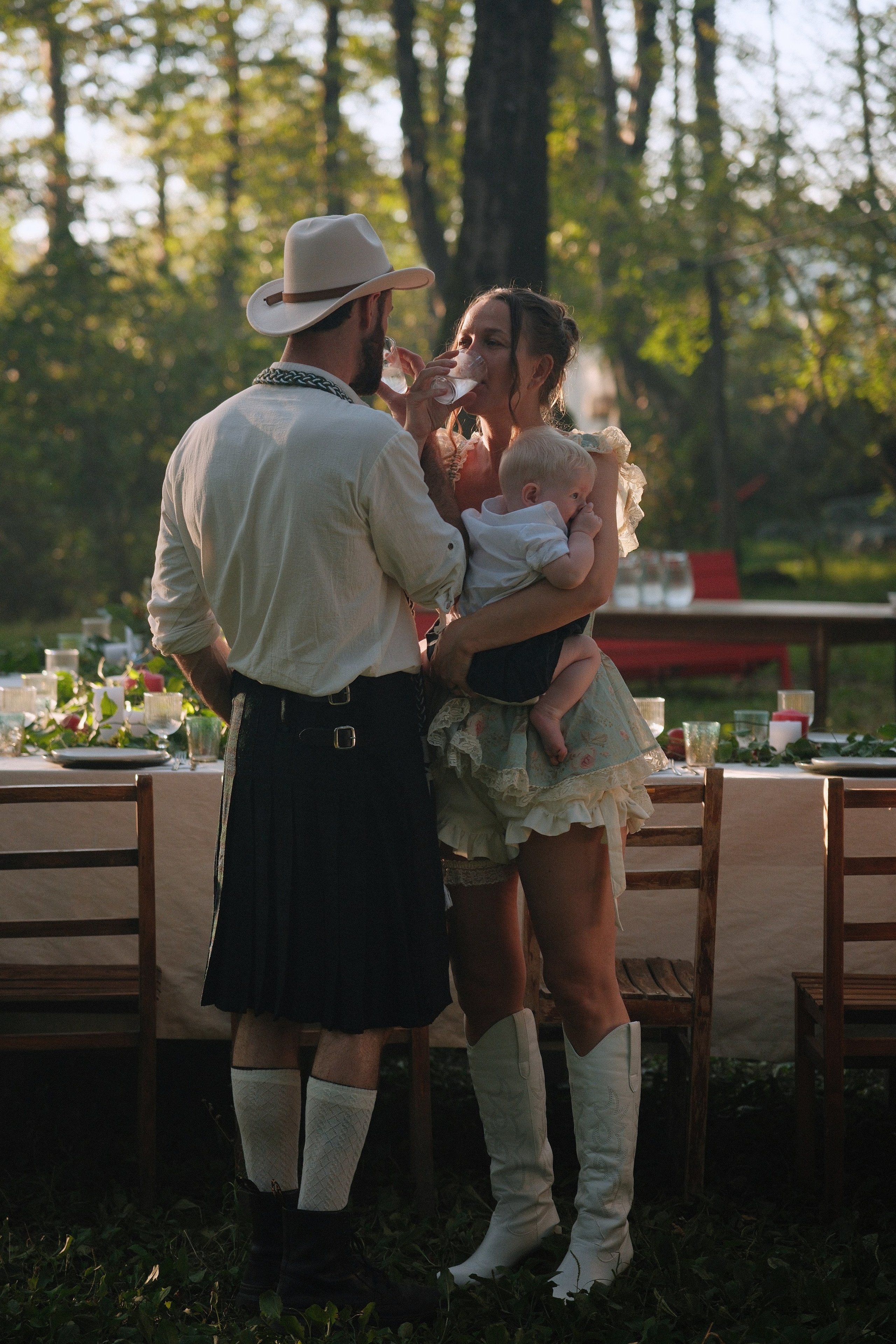 Sasha Leah Adina & Bradley. Creative travel photographer — Berg Daria