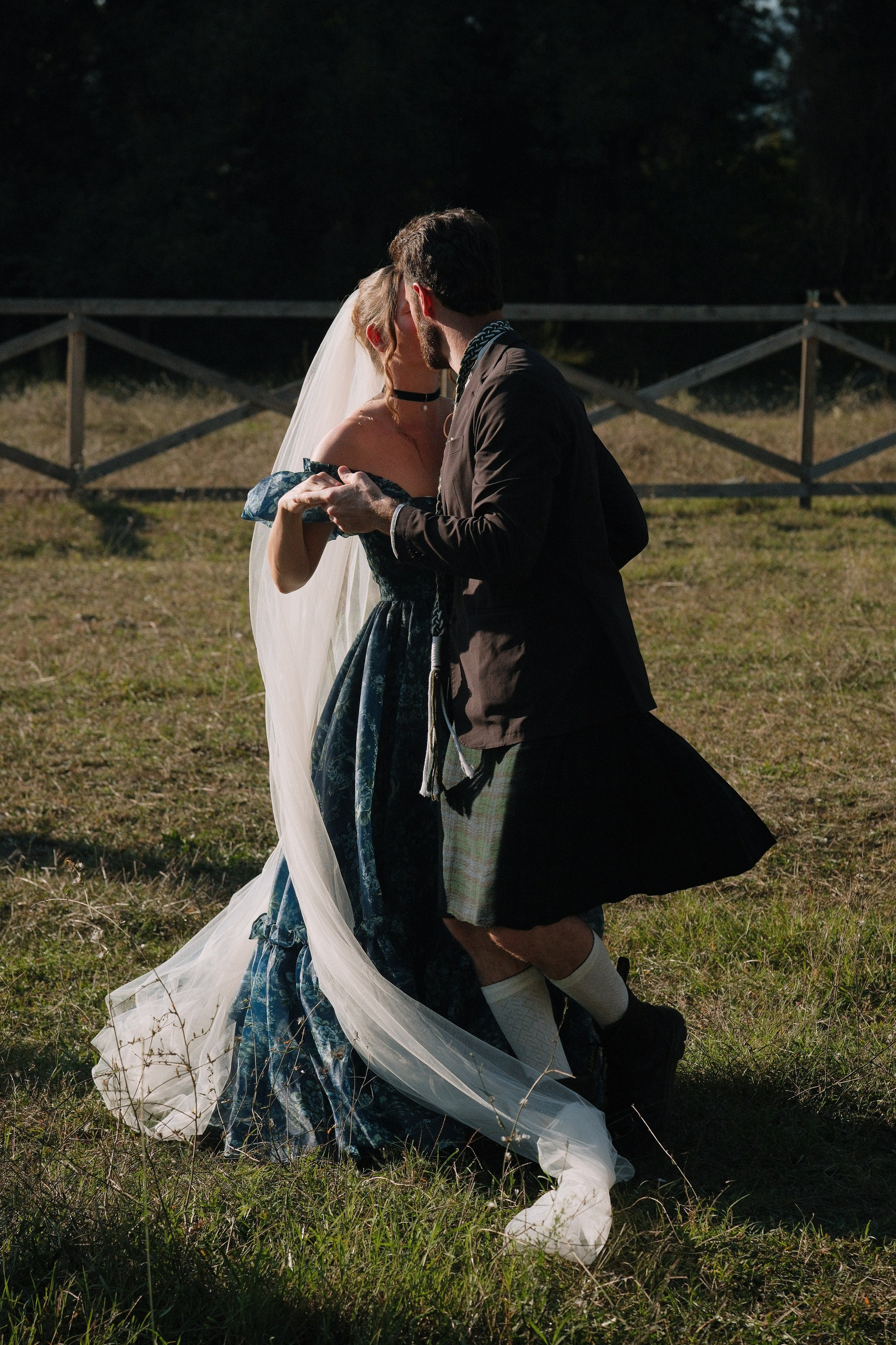 Sasha Leah Adina & Bradley. Creative travel photographer — Berg Daria